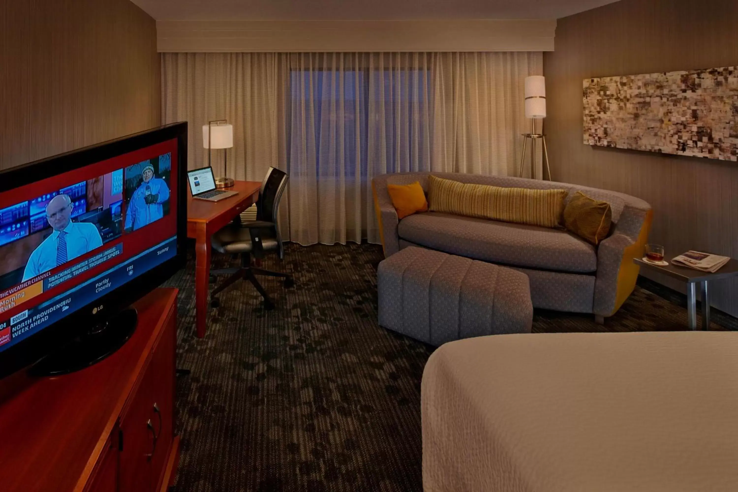 Photo of the whole room, TV/Entertainment Center in Courtyard by Marriott Providence Warwick