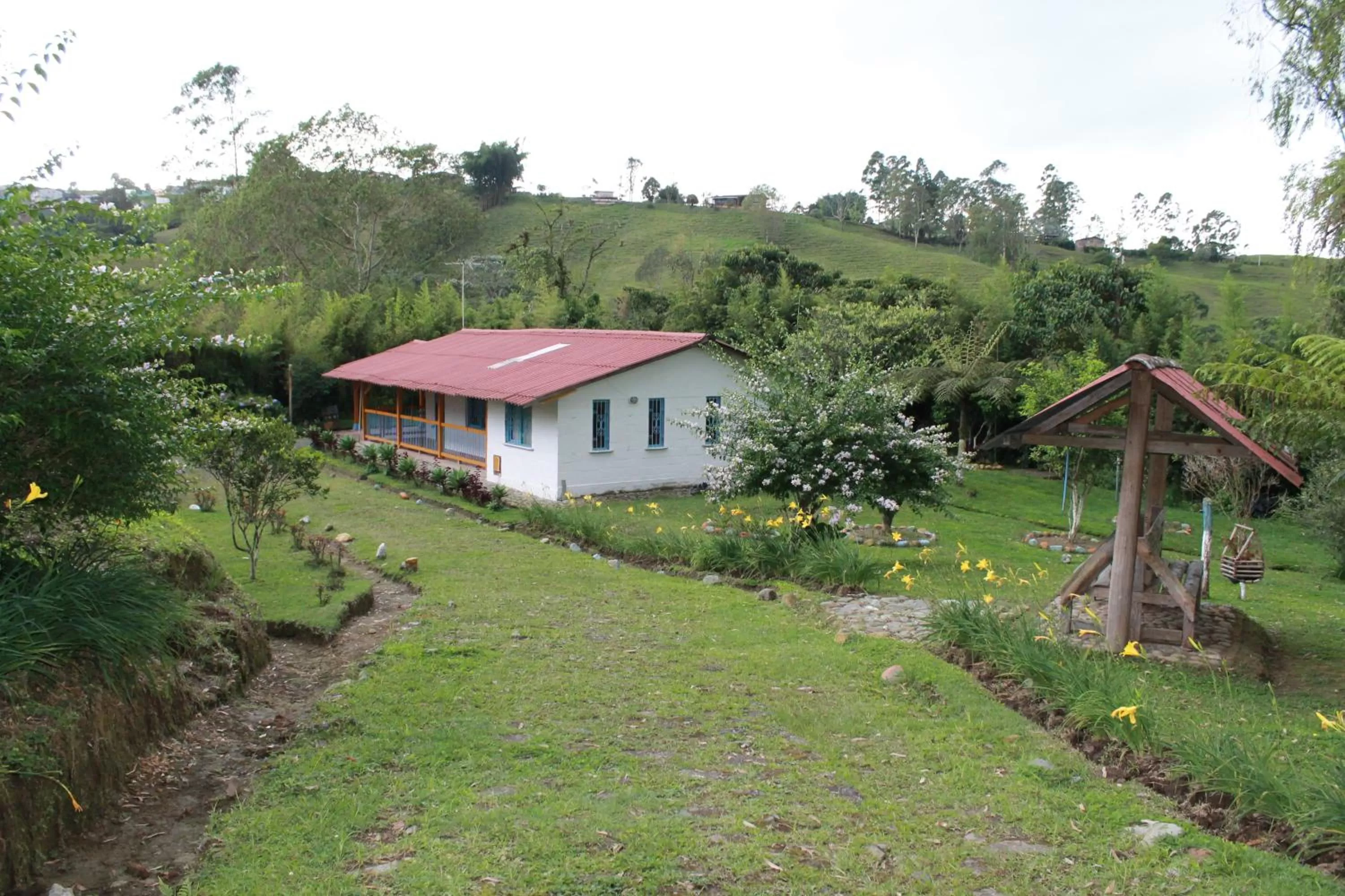 Facade/entrance in La Gaviota BnB