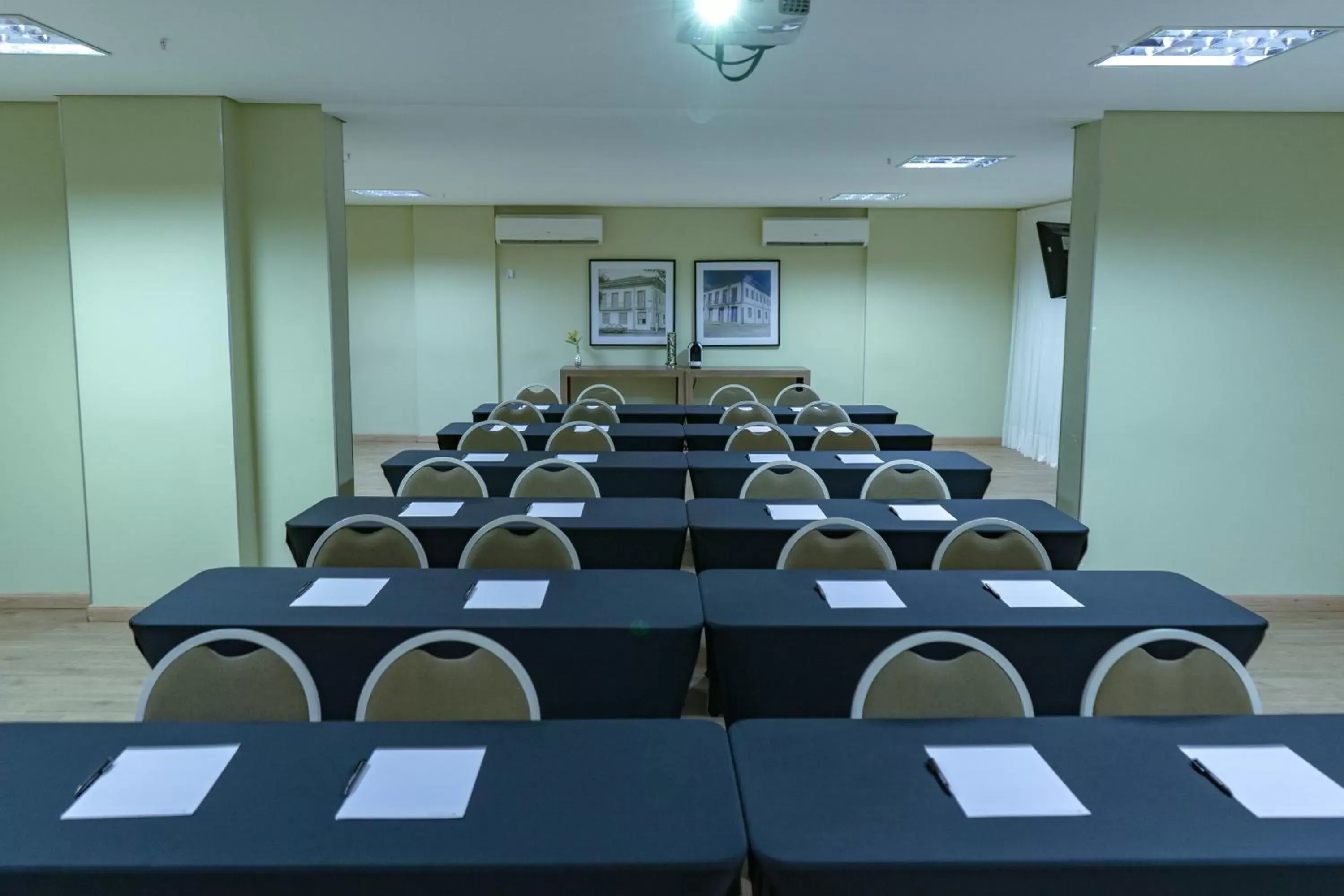 Meeting/conference room in Intercity Montes Claros