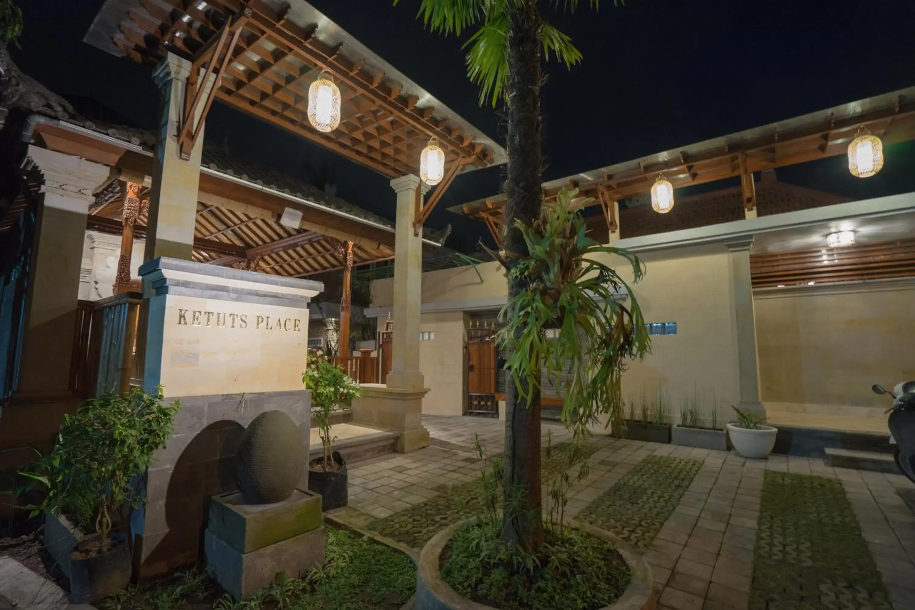 Facade/entrance in Ketut's Place Villas Ubud