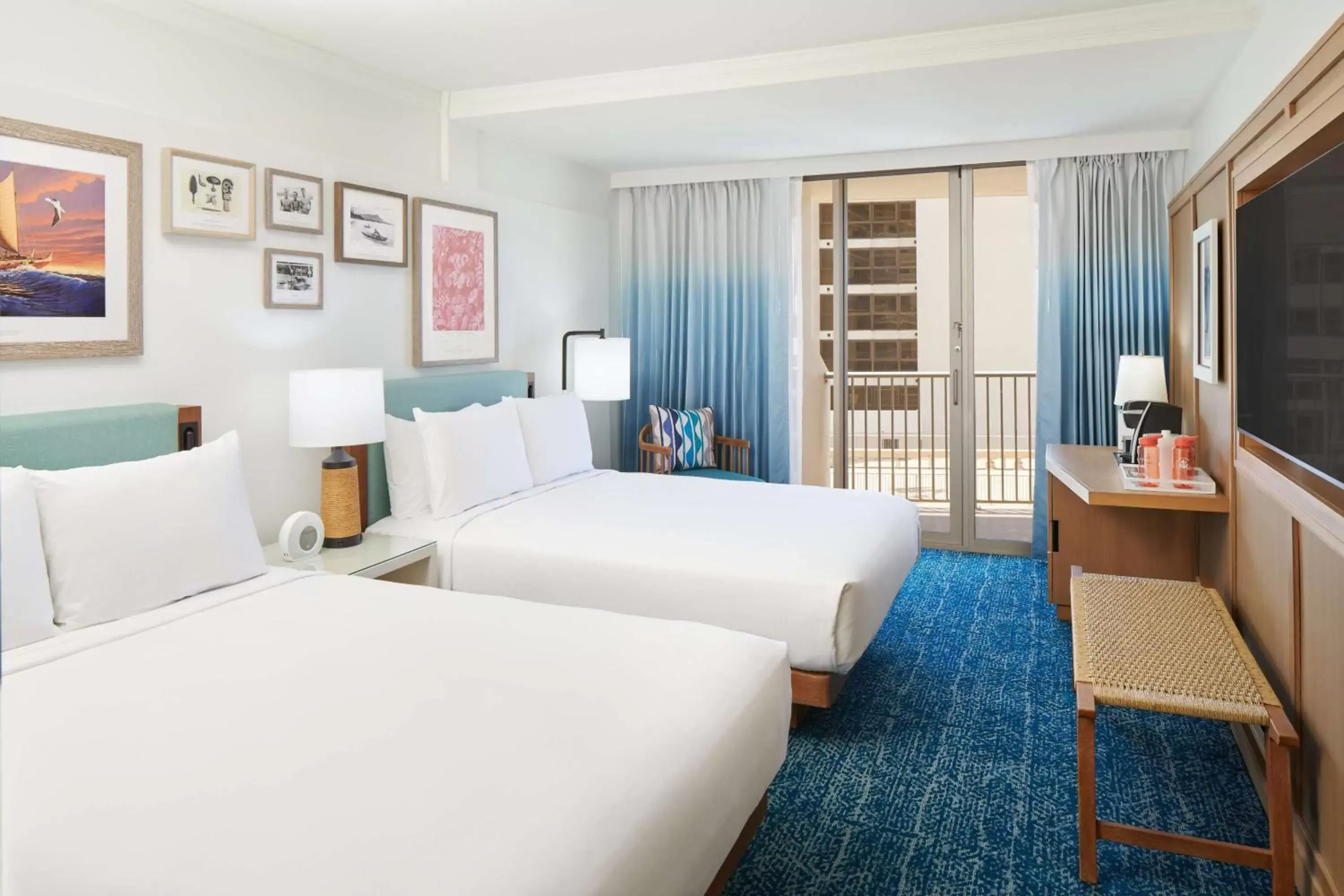 Club Ocean Tower Ocean View 2 Queen Beds in OUTRIGGER Reef Waikiki Beach Resort