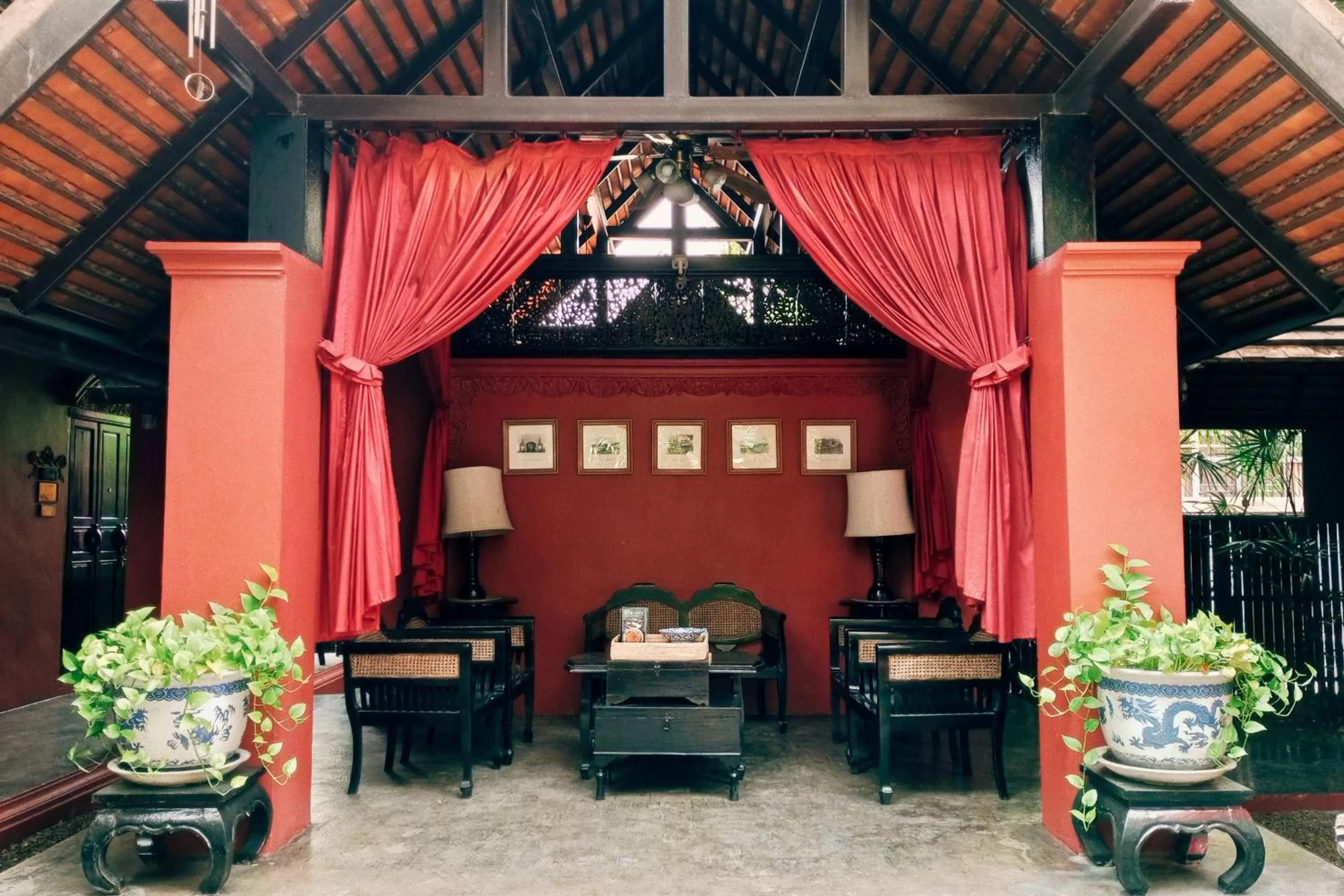 Tri Yaan Na Ros Colonial House