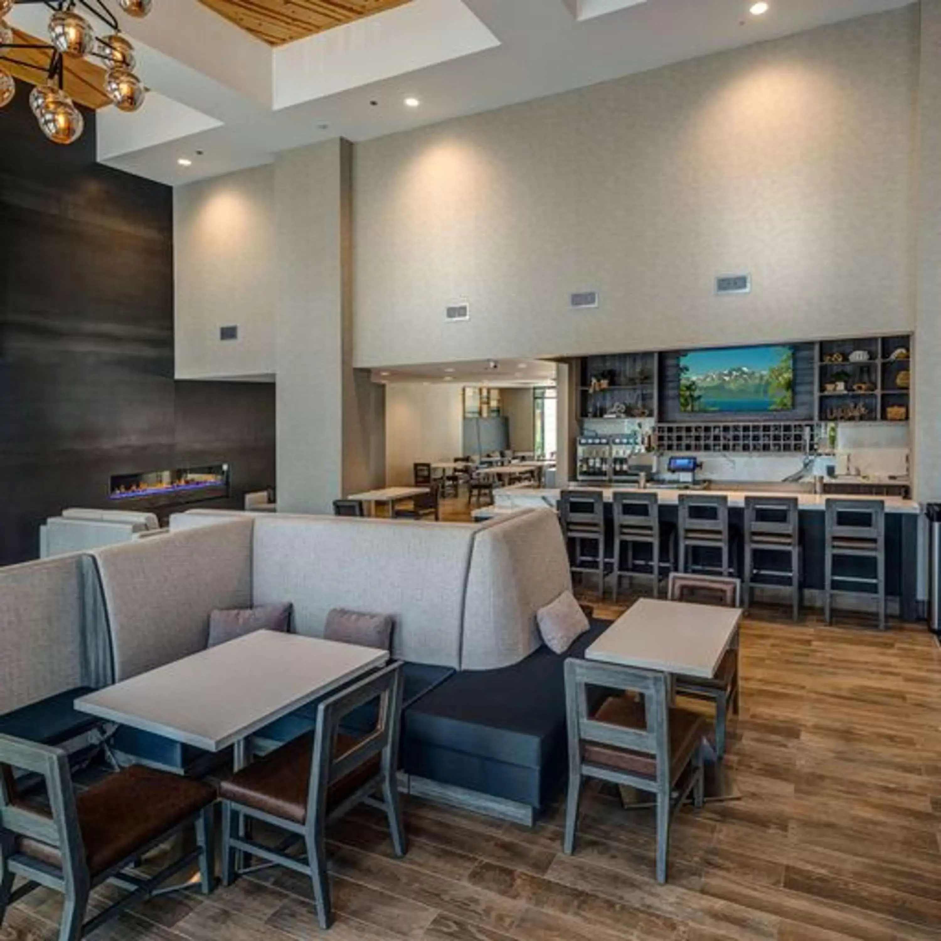 Lobby or reception, Restaurant/Places to Eat in Hampton Inn & Suites South Lake Tahoe