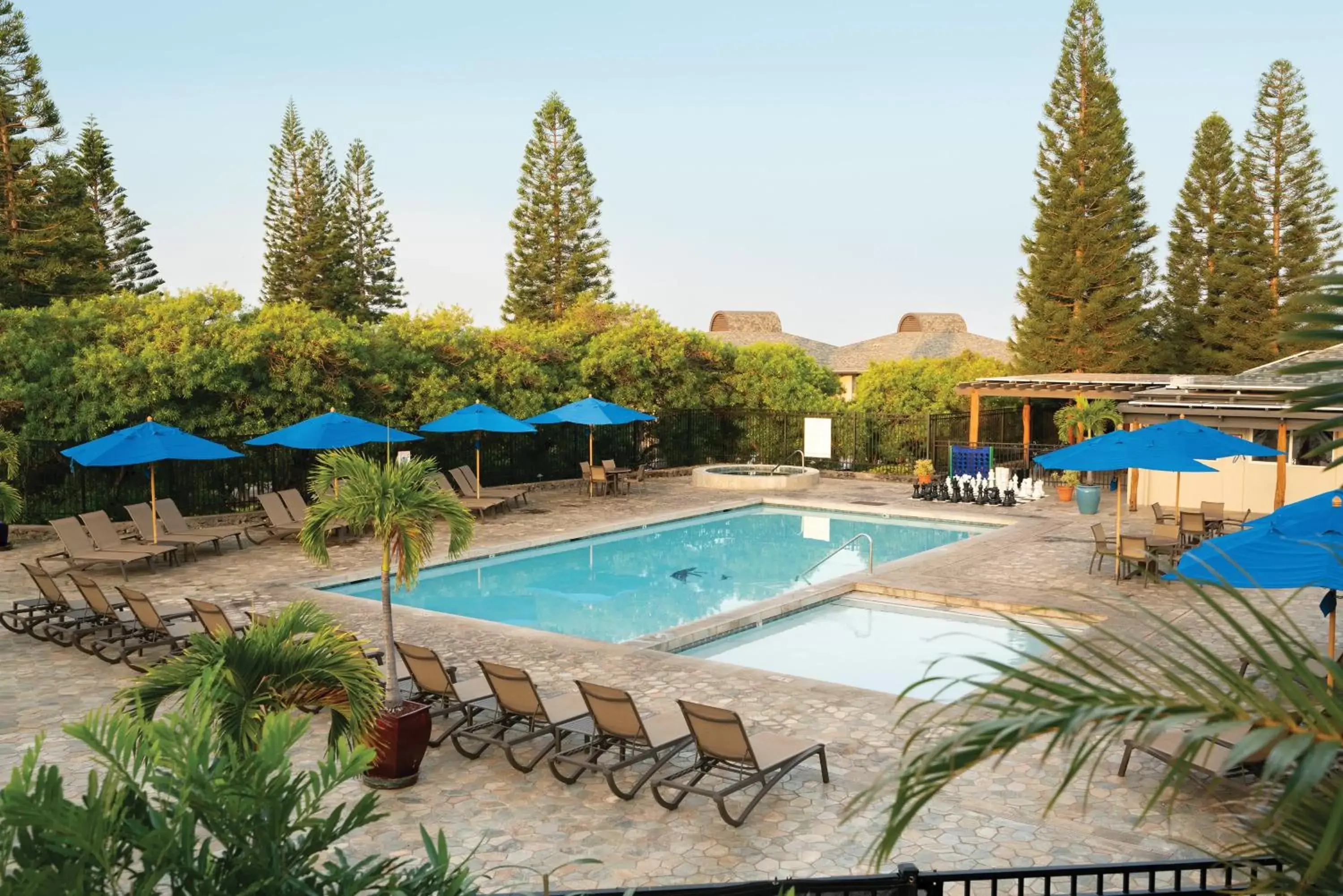 Swimming Pool in Paniolo Greens Resort