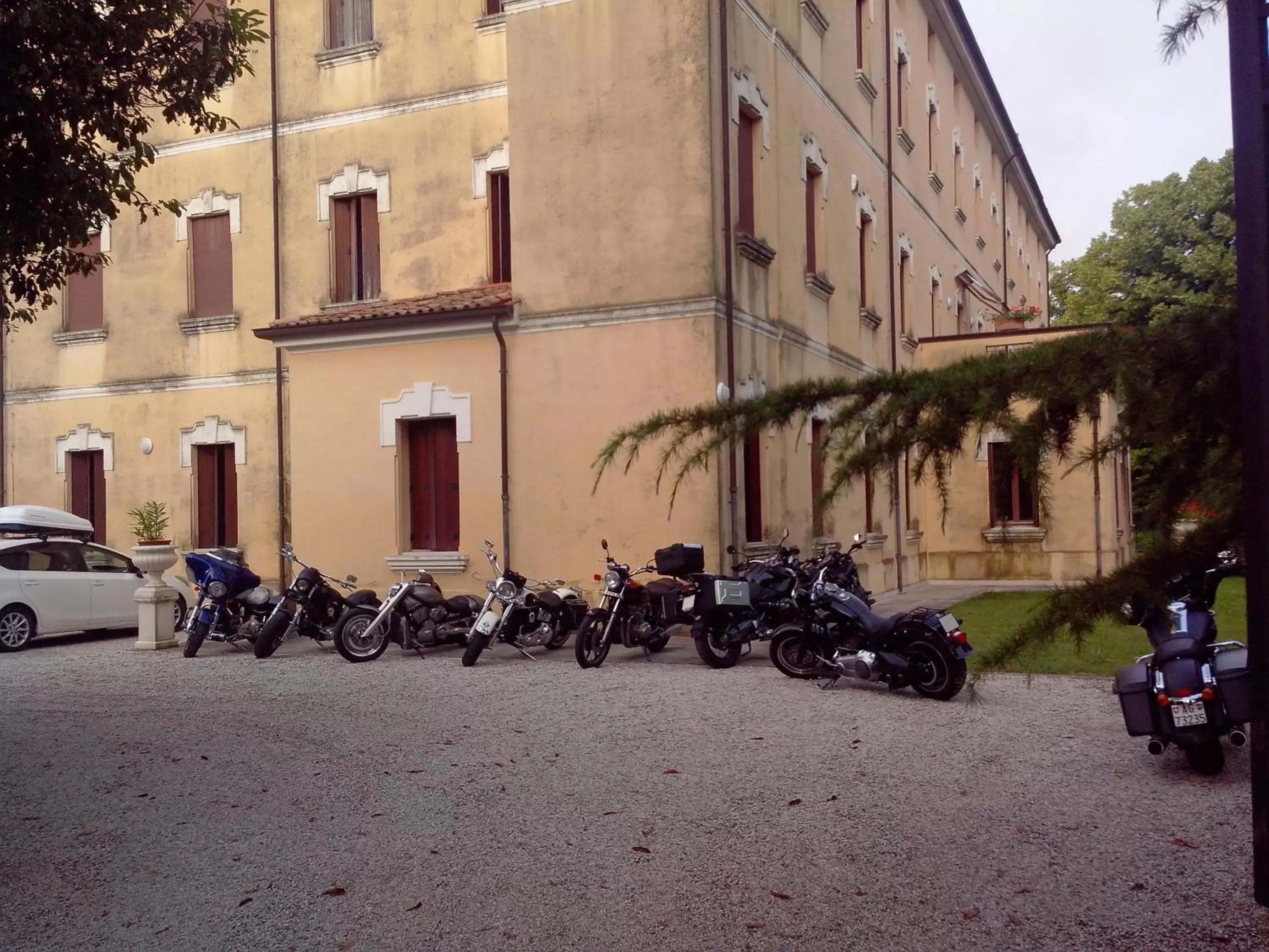 Facade/entrance, Property Building in Villa Scalabrini