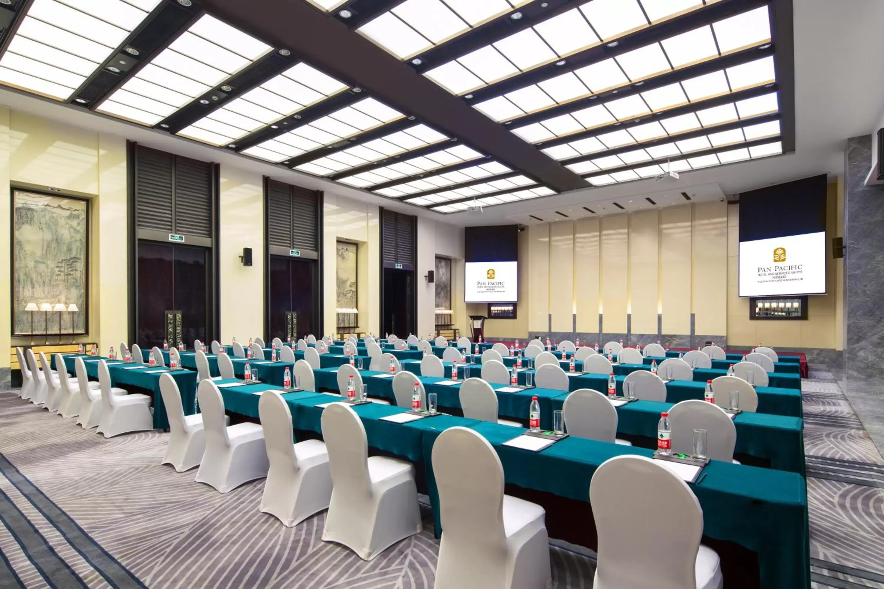 Meeting/conference room in Pan Pacific Serviced Suites Ningbo