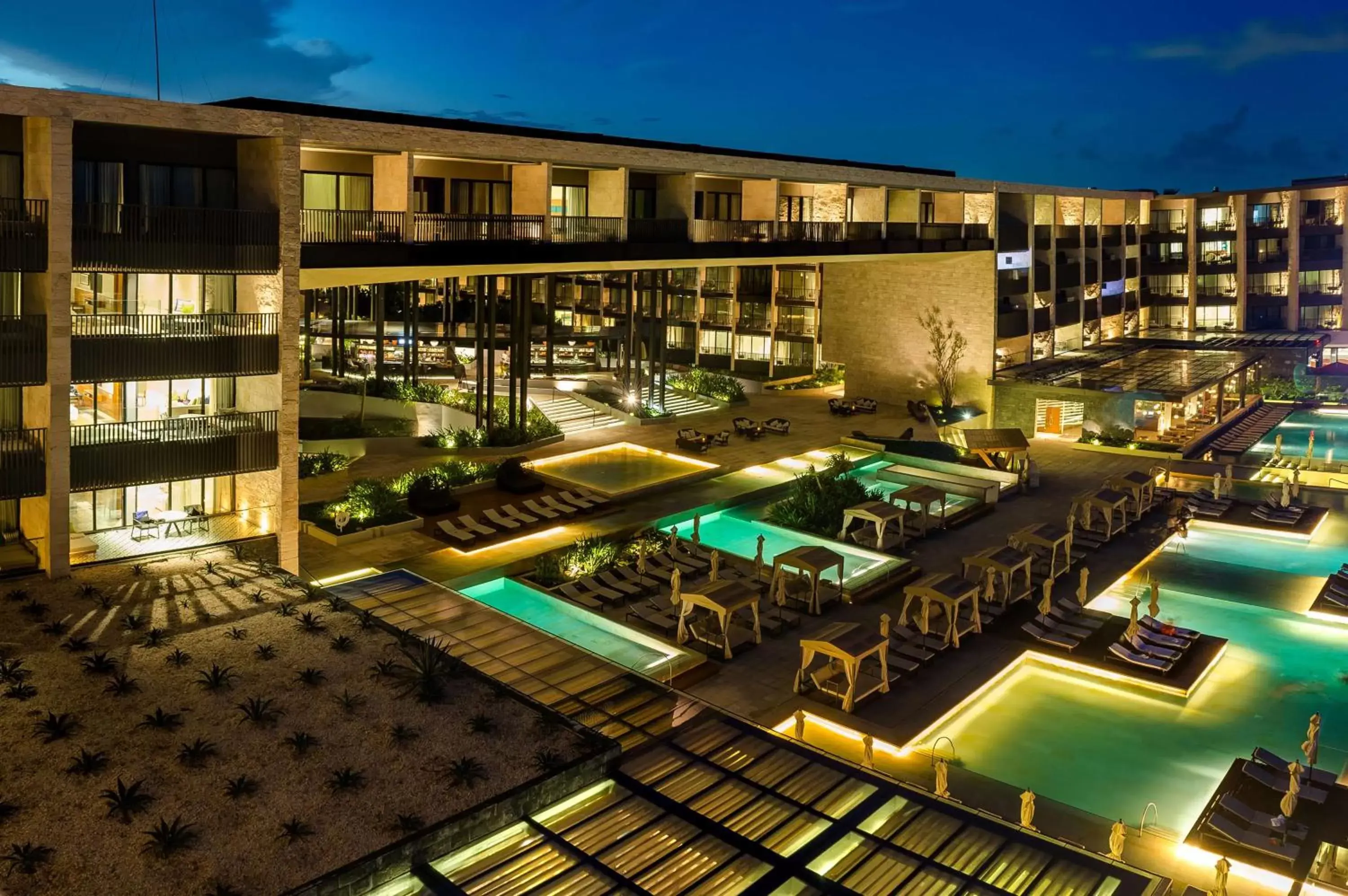 Swimming pool, Pool View in Grand Hyatt Playa del Carmen Resort