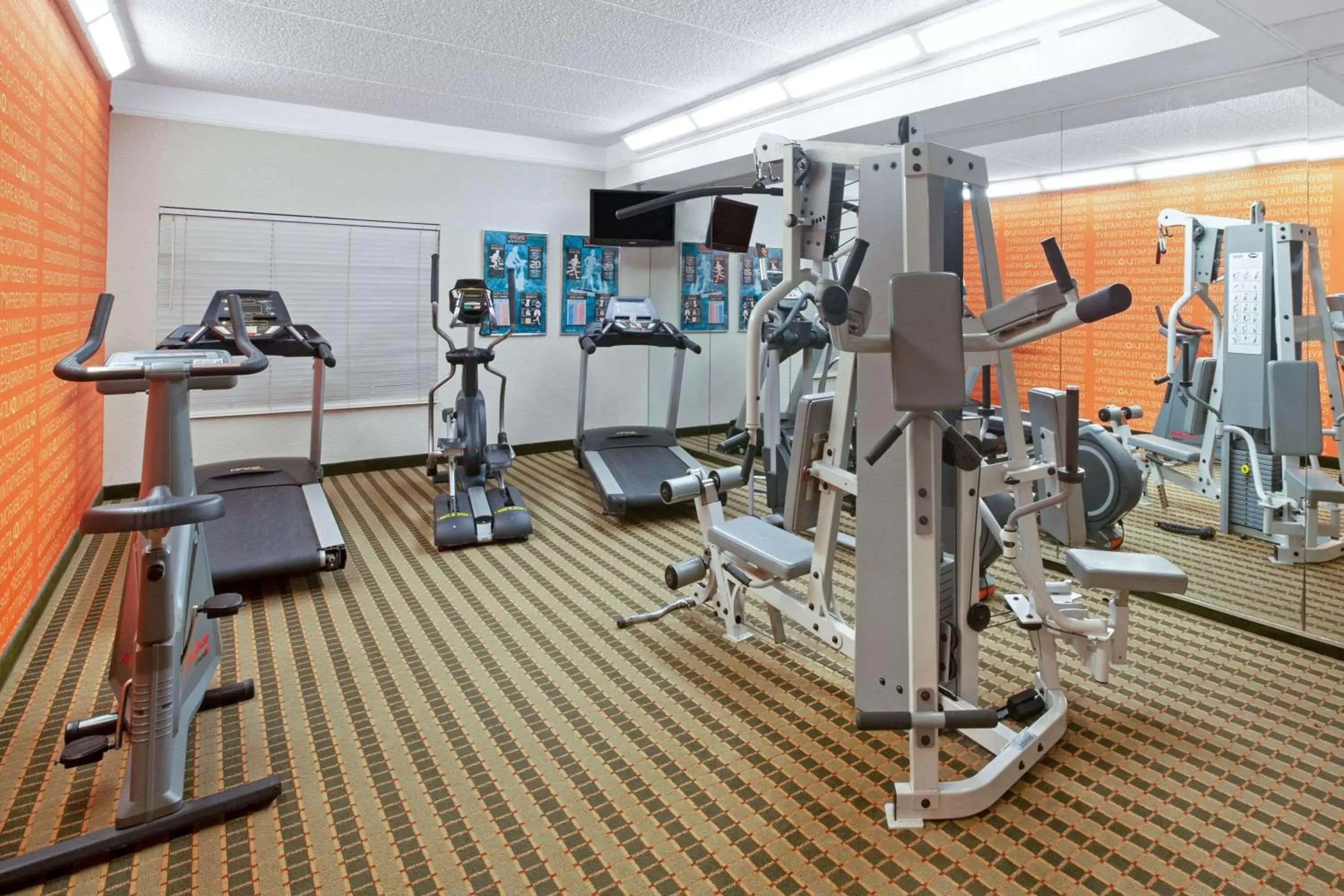 Activities, Fitness Center/Facilities in La Quinta by Wyndham Houston Galleria Area