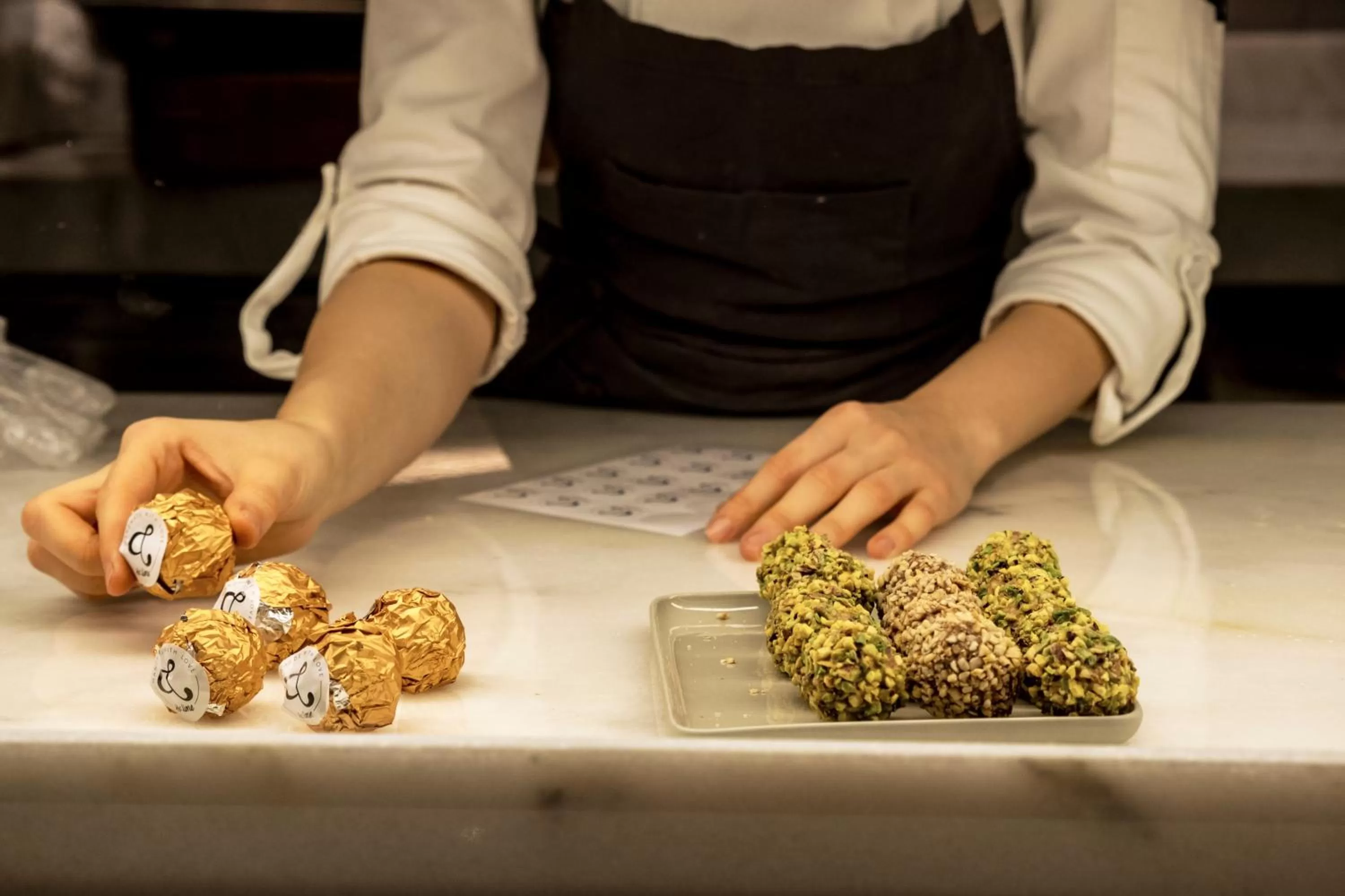 Restaurant/places to eat in Stayso The House Hotel