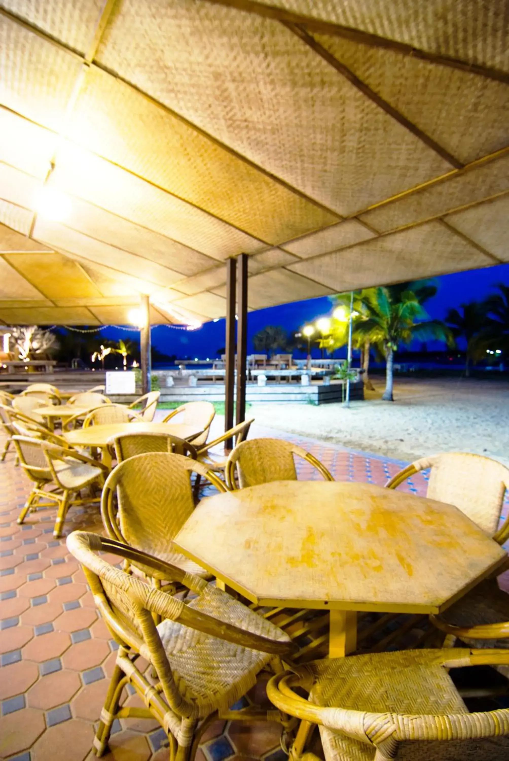Restaurant/places to eat in Lawana Escape Restaurant/places to eat in Lawana Escape