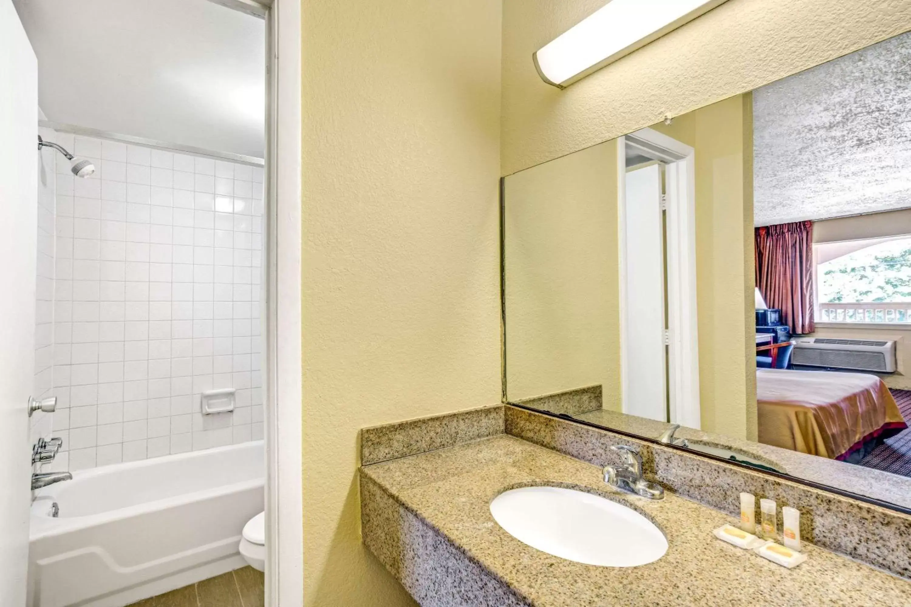 Bathroom in Days Inn by Wyndham Chesapeake