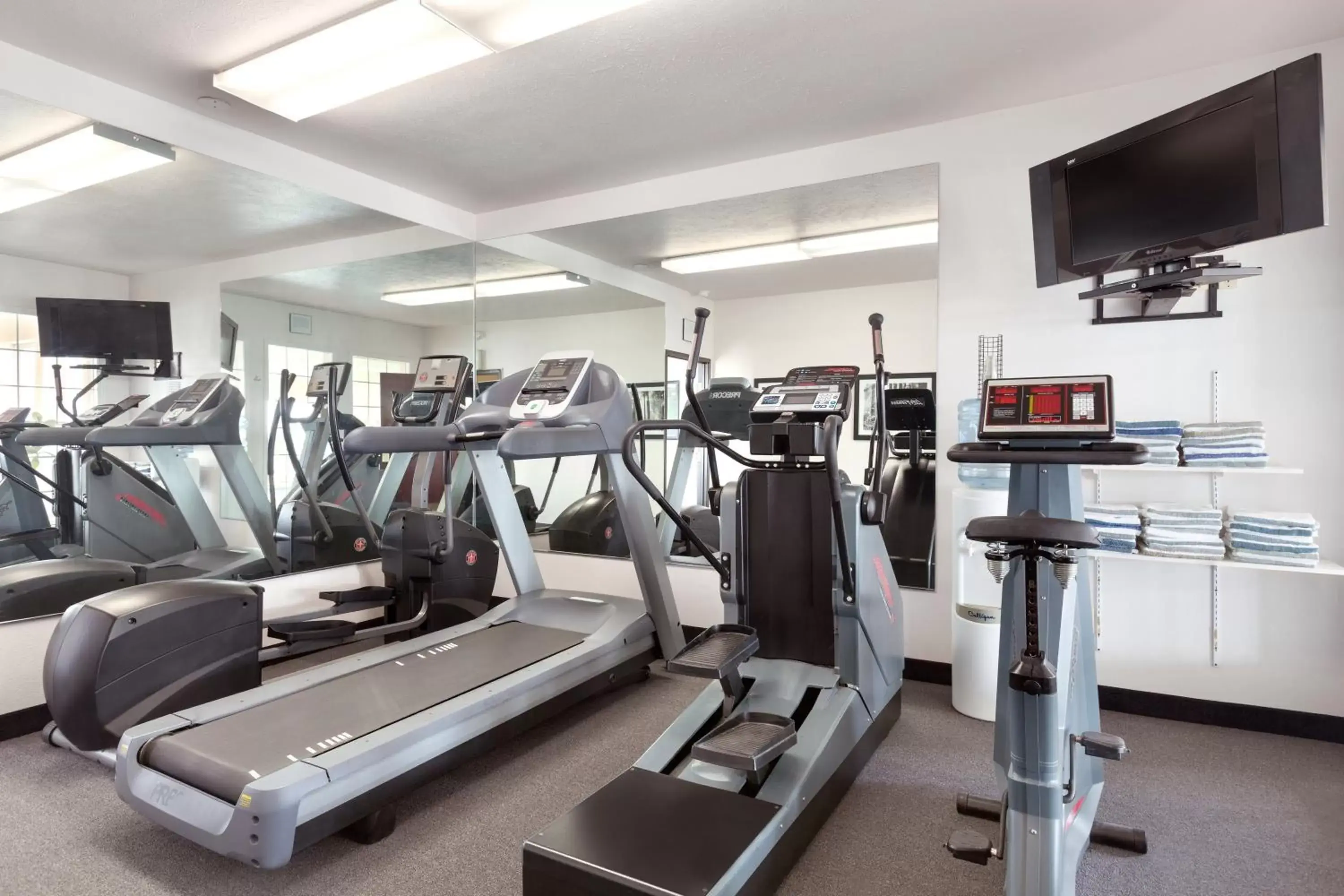 Fitness centre/facilities, Fitness Center/Facilities in Ramada by Wyndham Moses Lake