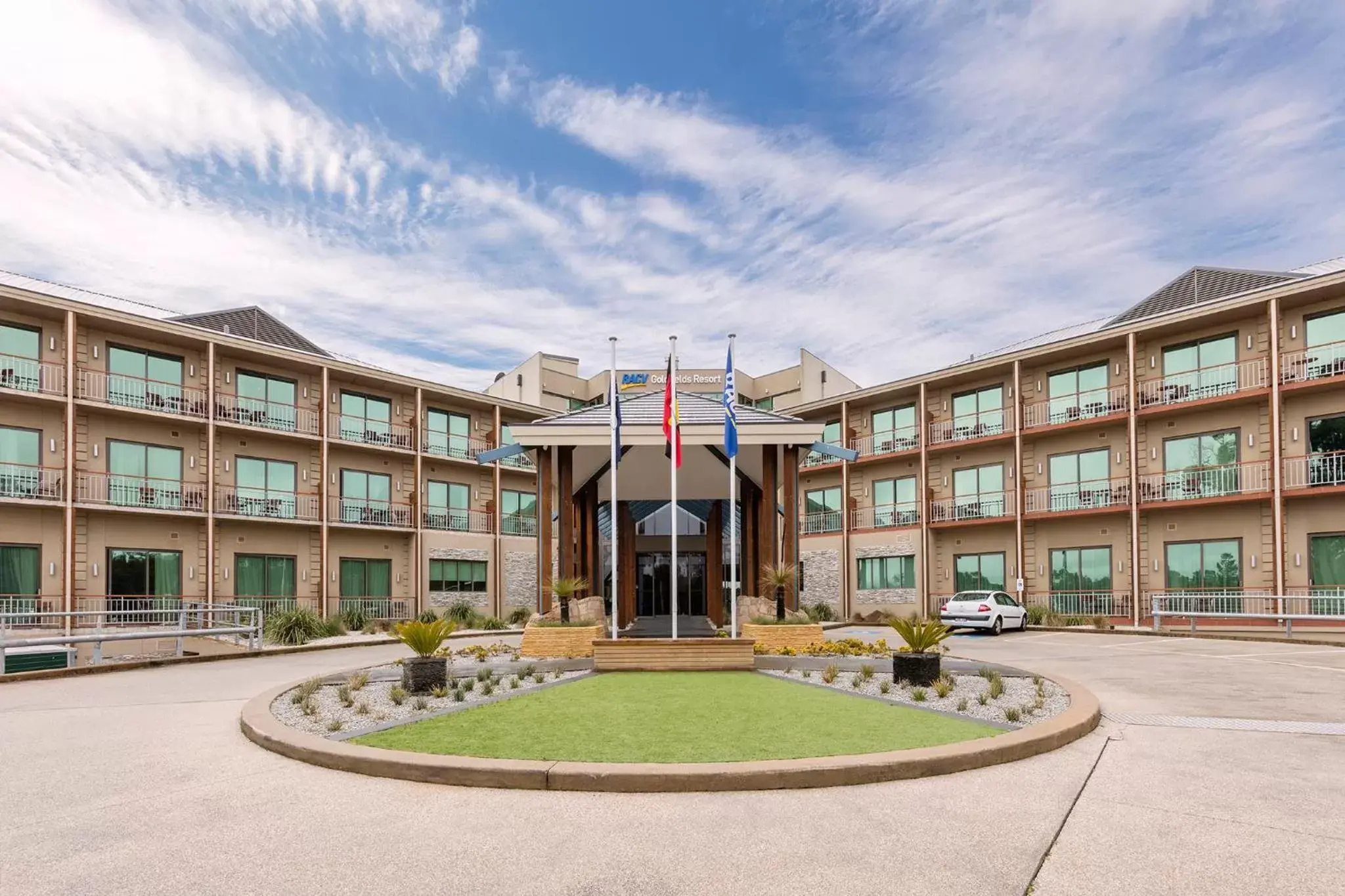 Facade/entrance, Property Building in RACV Goldfields Resort