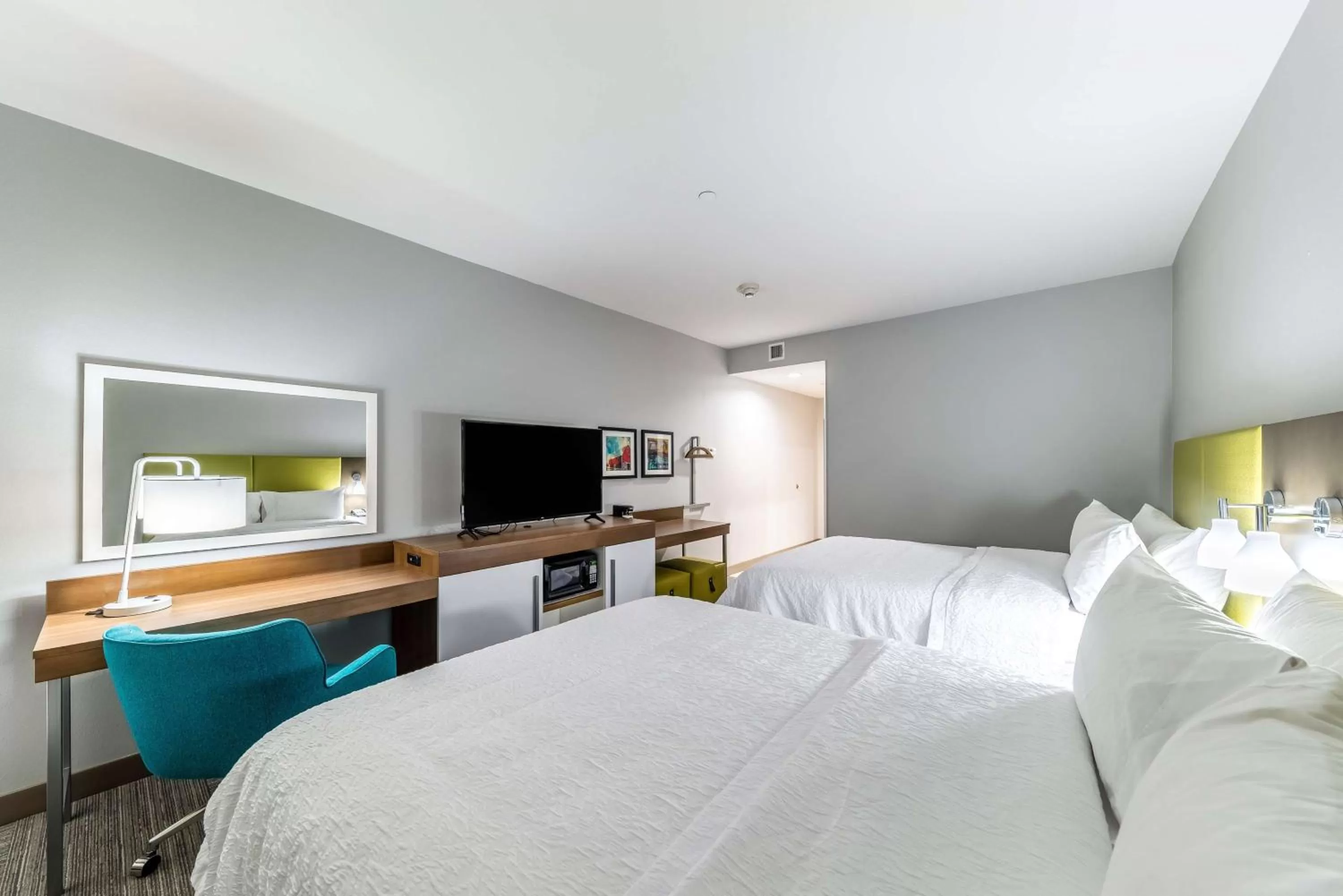 Bedroom, Bed in Hampton Inn & Suites Pryor, Ok