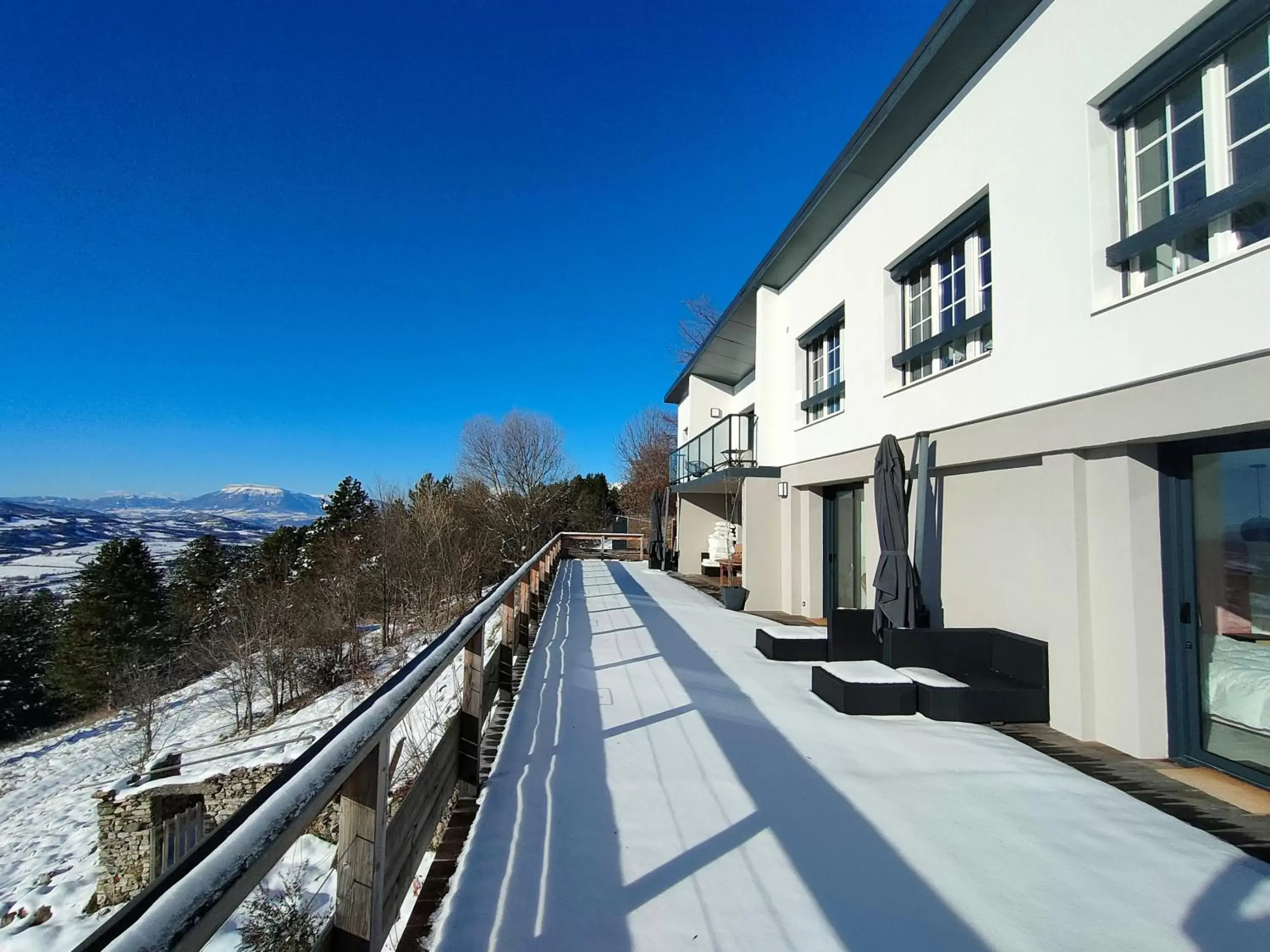 Balcony/Terrace, Winter in Katsoleil