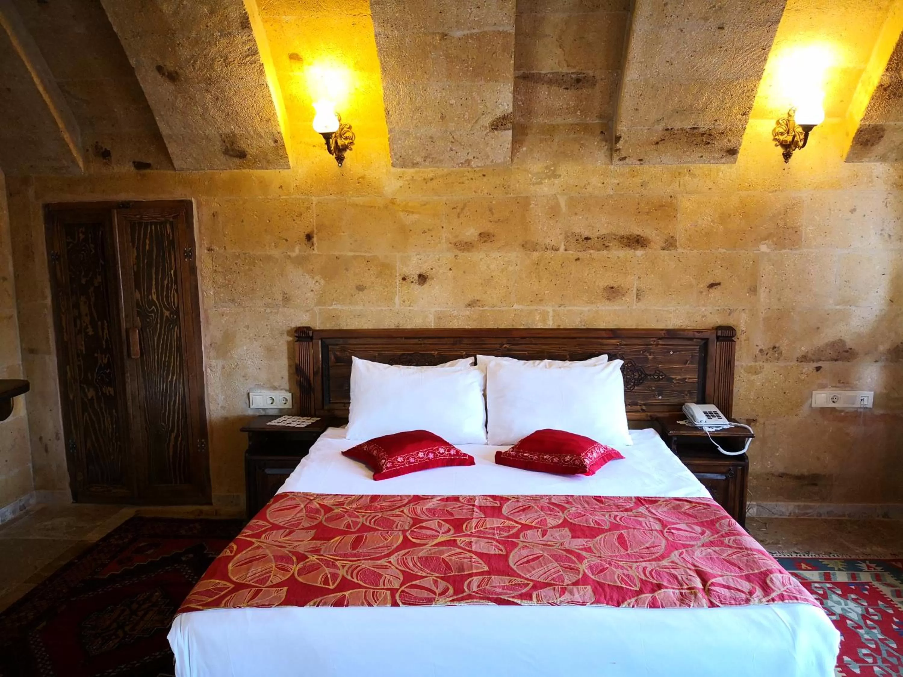 Bedroom, Bed in Roc Of Cappadocia