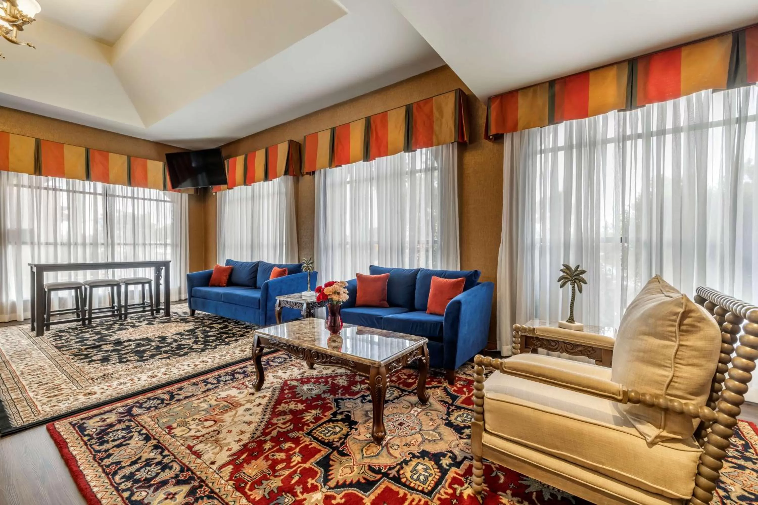 Lobby or reception in Best Western Plus South Bay Hotel