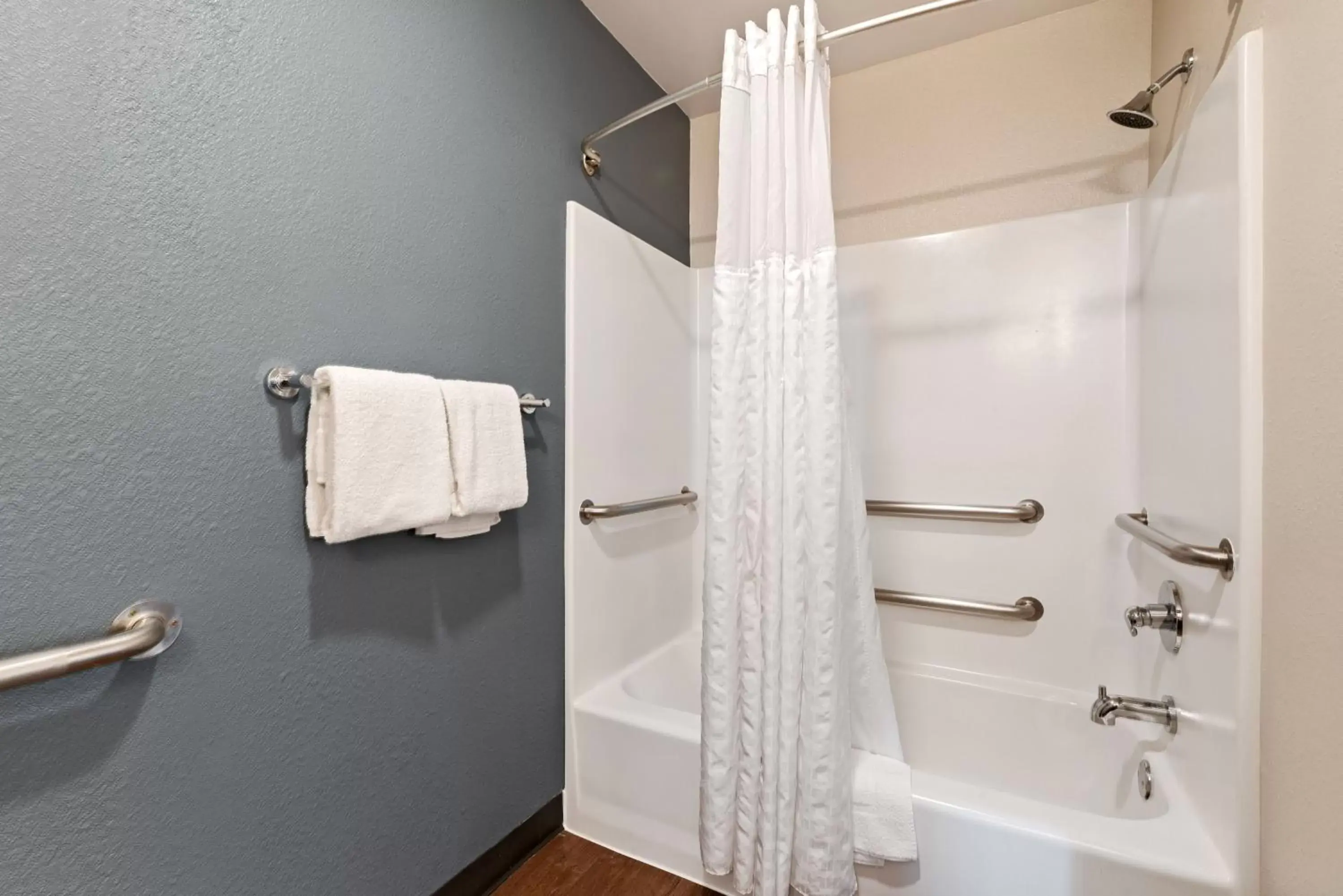 Shower, Bathroom in Extended Stay America Suites - Fremont - Newark