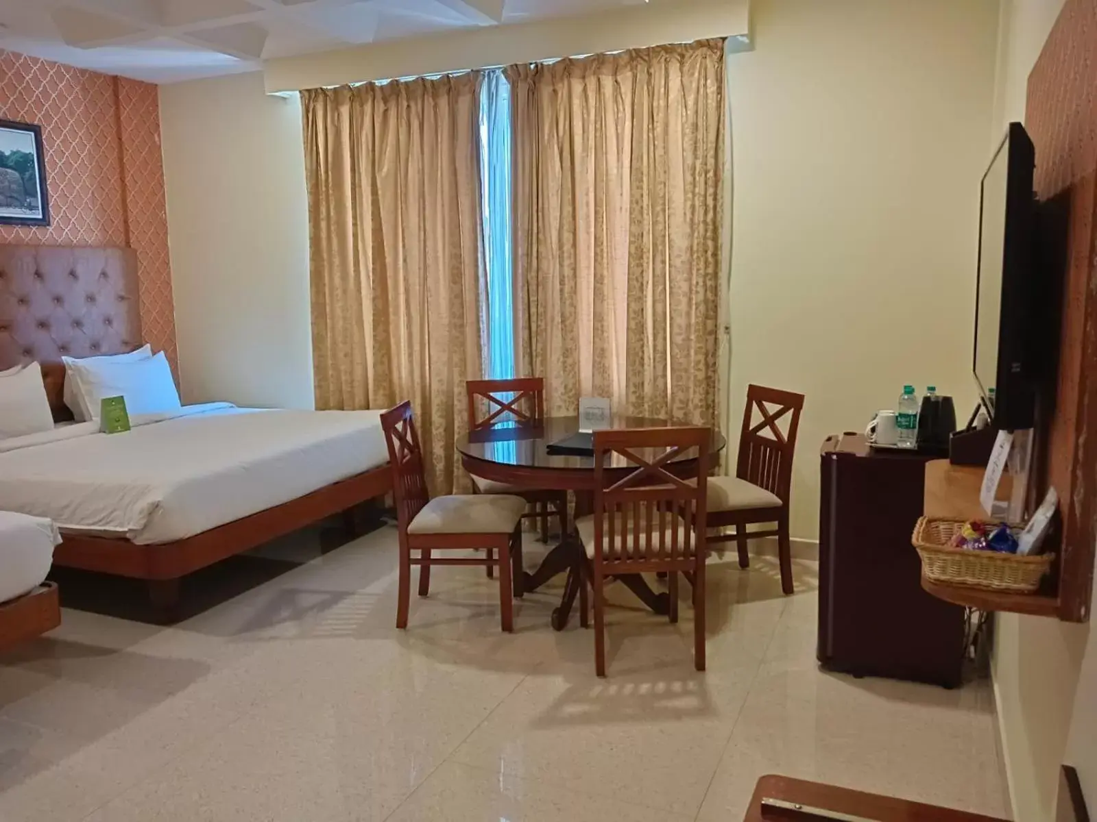 Bed in HOTEL ROYAL GRANDE Bed in HOTEL ROYAL GRANDE