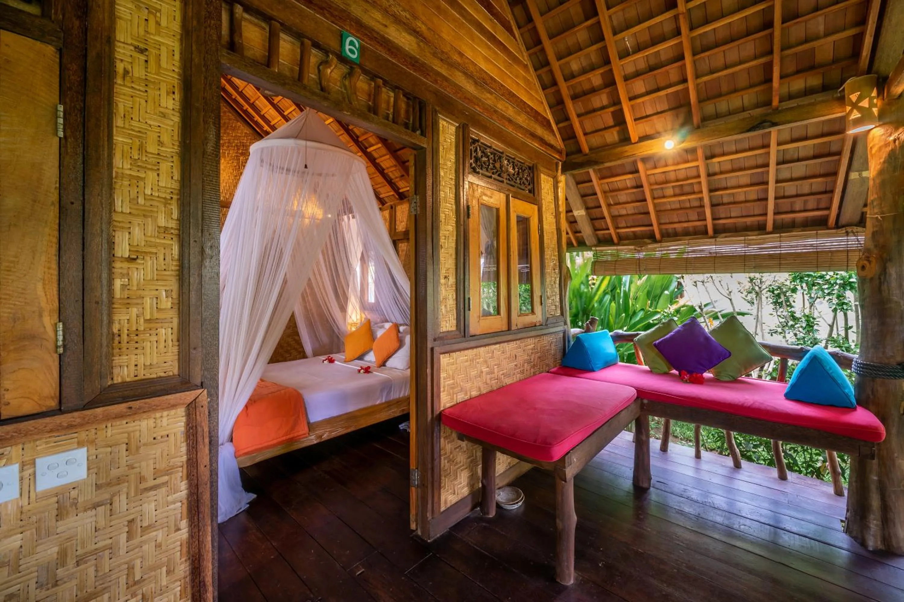 Photo of the whole room in Flower Bud Bungalow Balangan