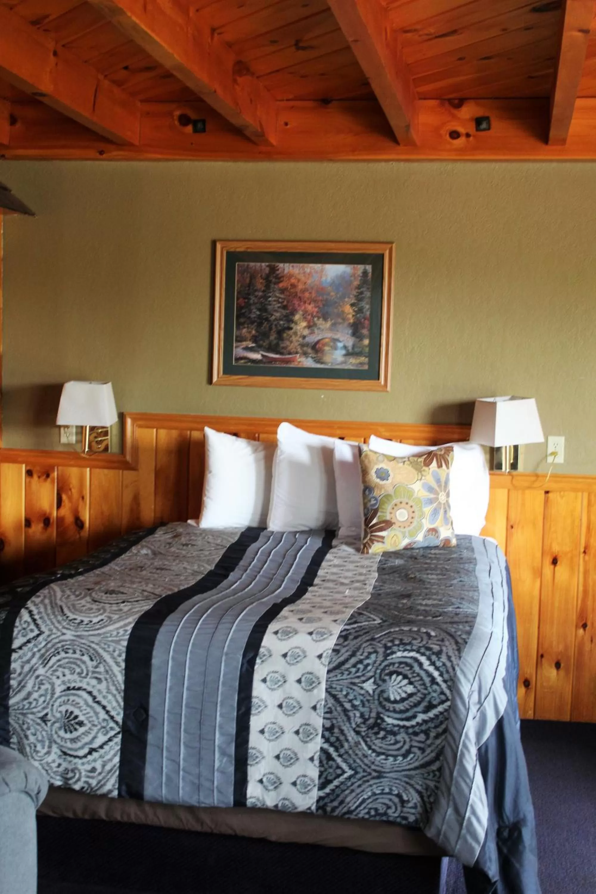 Bedroom, Bed in Stone Fence Resort