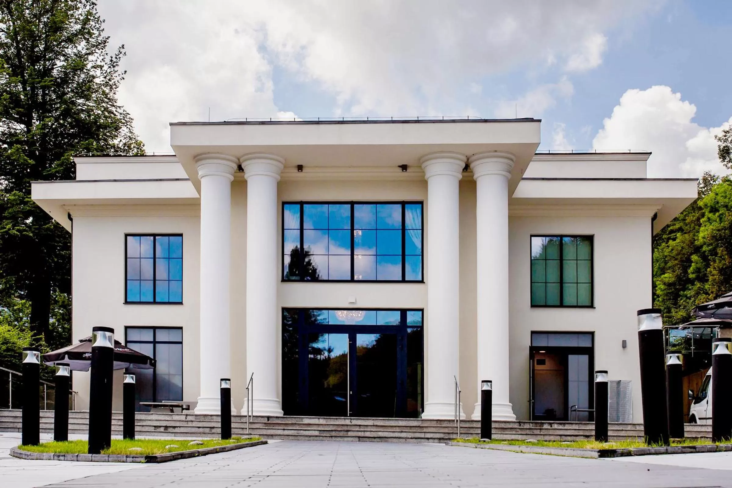 Business facilities in Magnus Resort