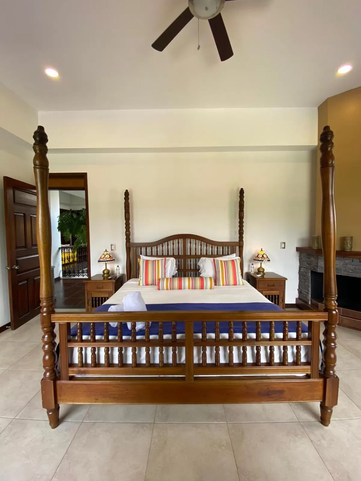 Bedroom, Bed in La Herencia Hotel