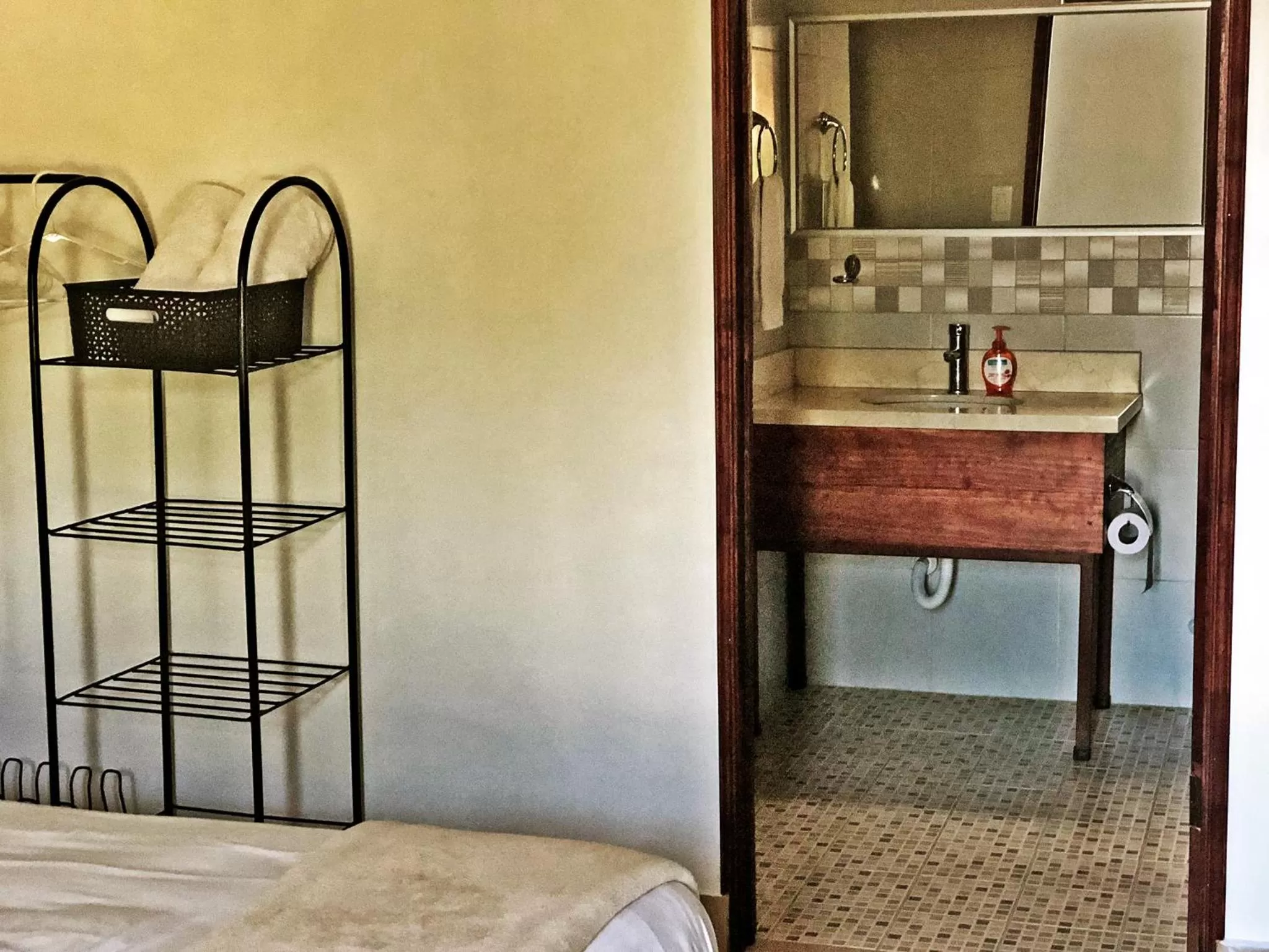 Bathroom, Bed in Hotel Pacande B&B