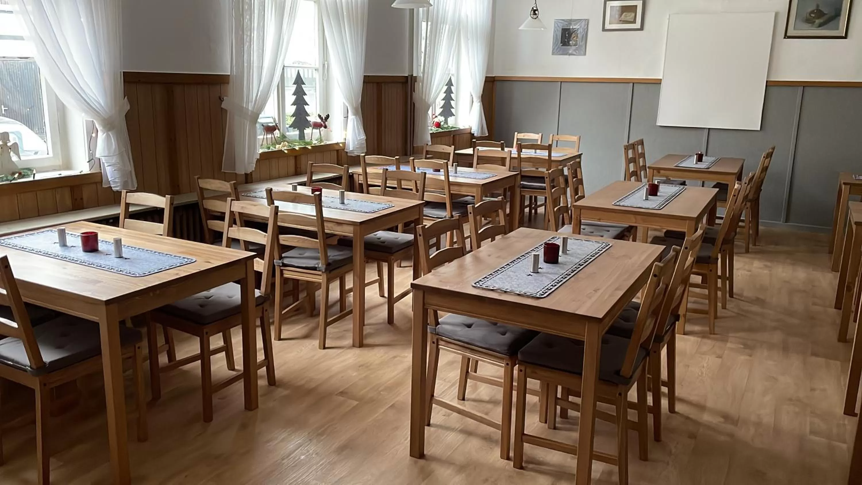 Restaurant/places to eat in Berggarten Schwalenberg