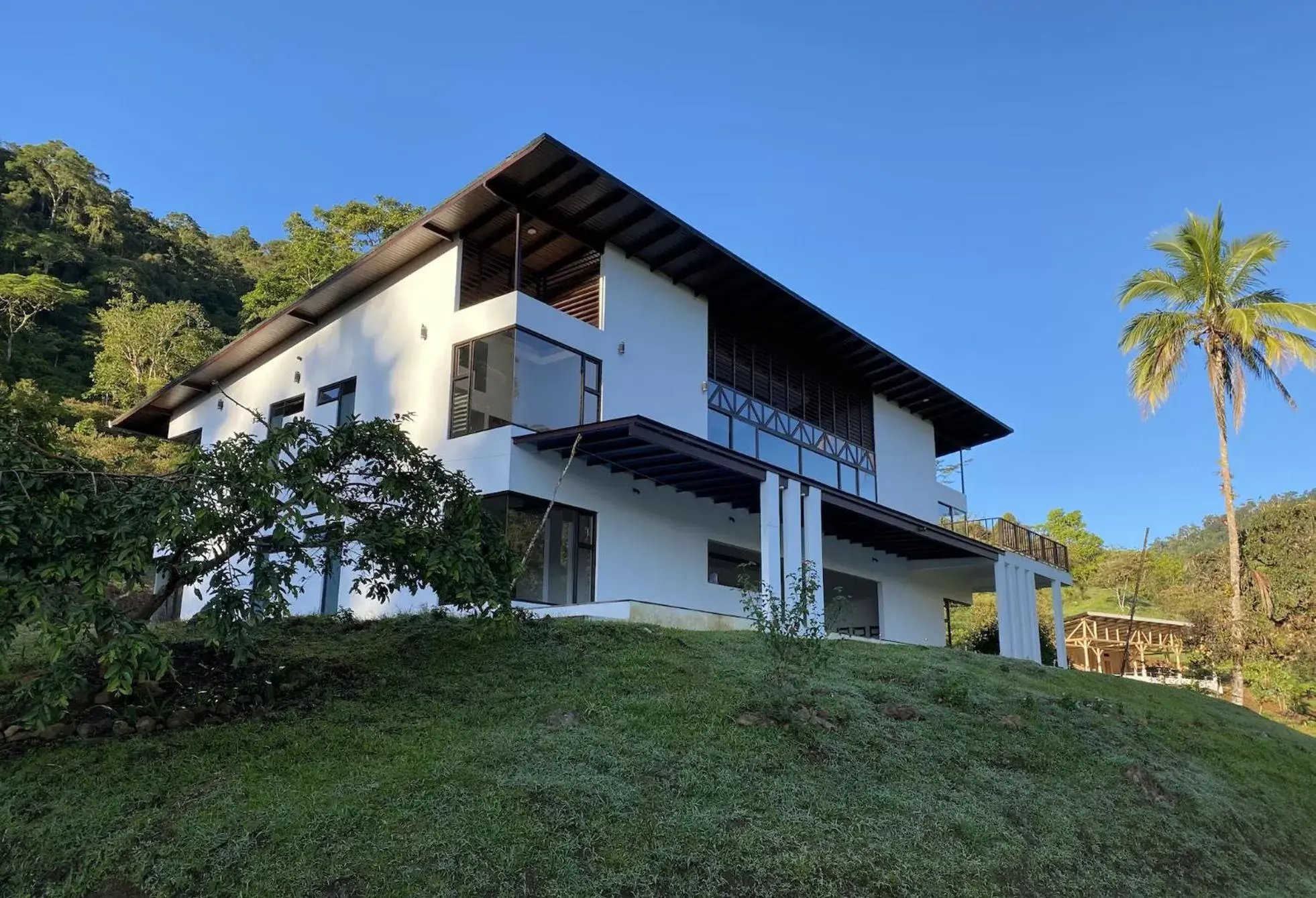 Property Building in Arte de Plumas birding lodge