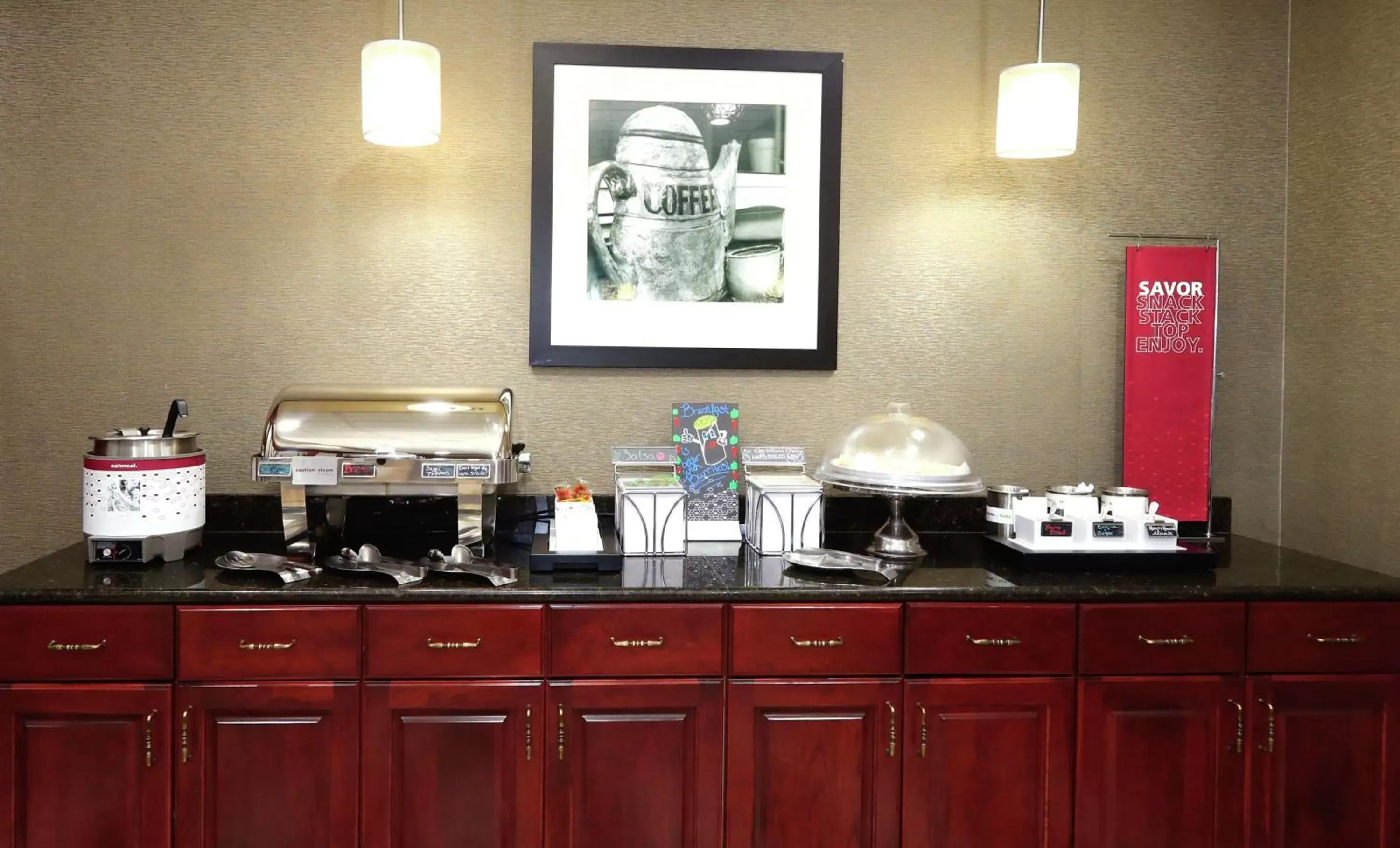 Dining area, Restaurant/Places to Eat in Hampton Inn and Suites of Lamar