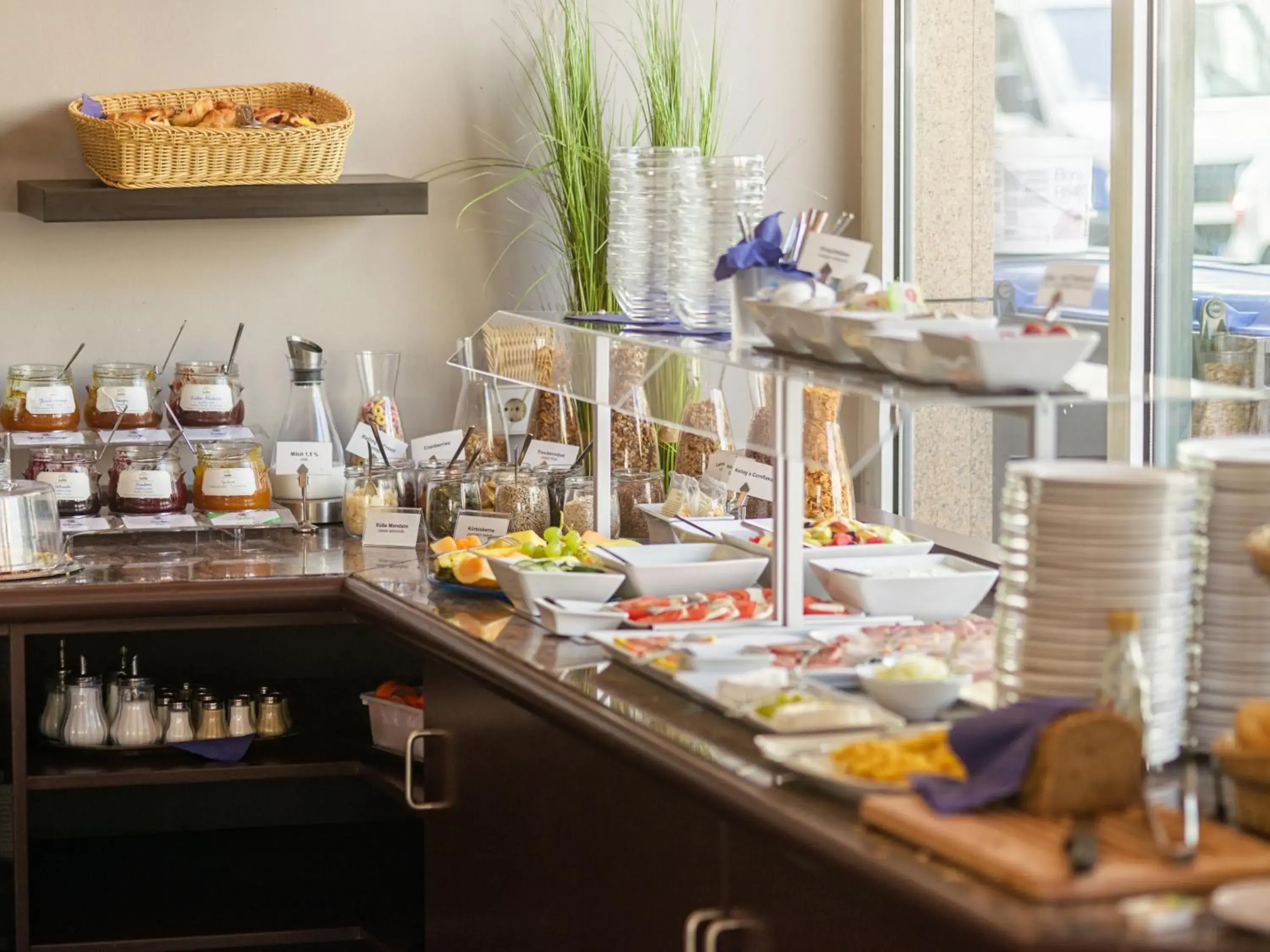 Food and drinks in Hotel Berlin Mitte by Campanile Food and drinks in Hotel Berlin Mitte by Campanile