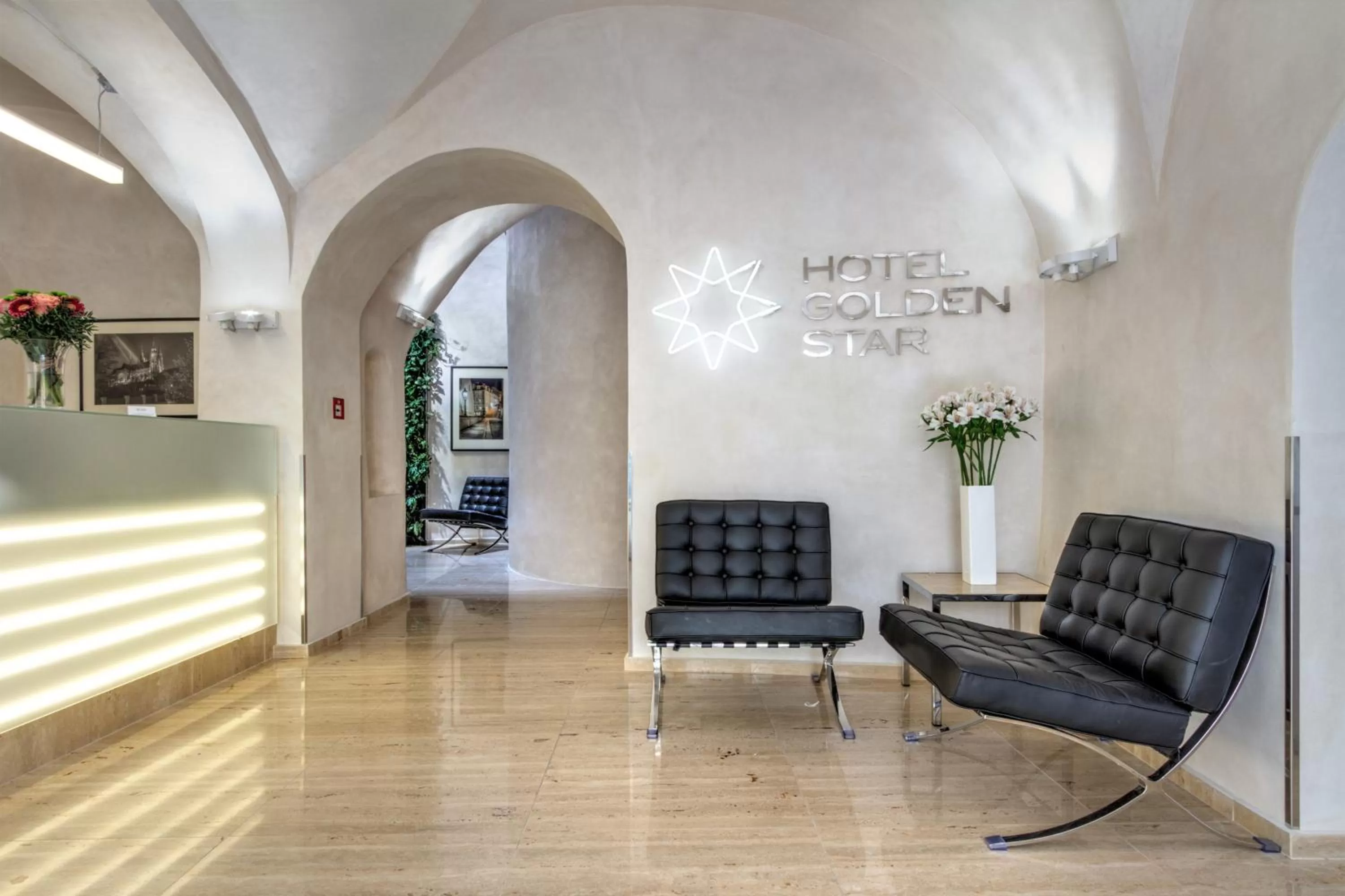 Lobby or reception in Golden Star