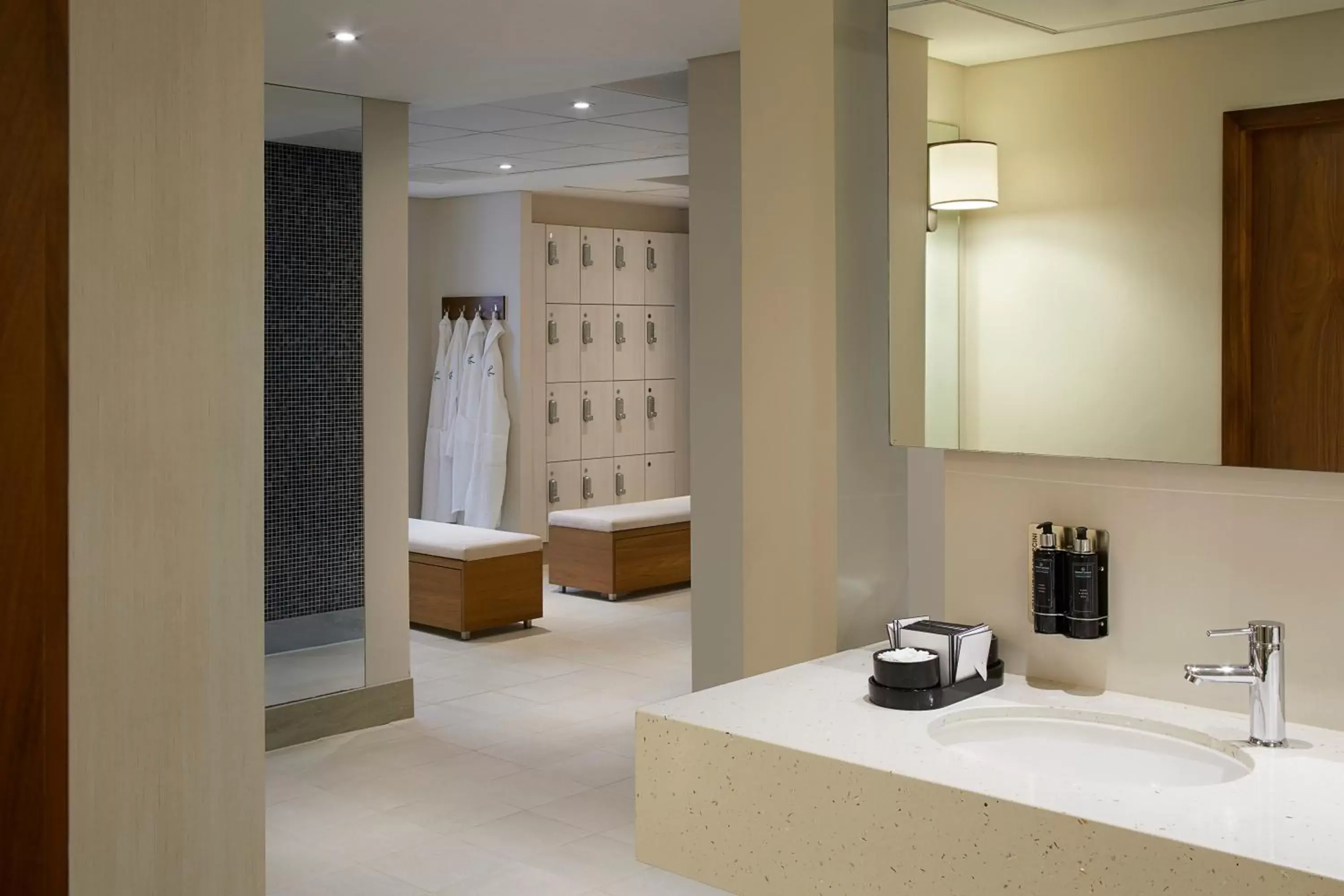 Area and facilities, Bathroom in The Landmark London
