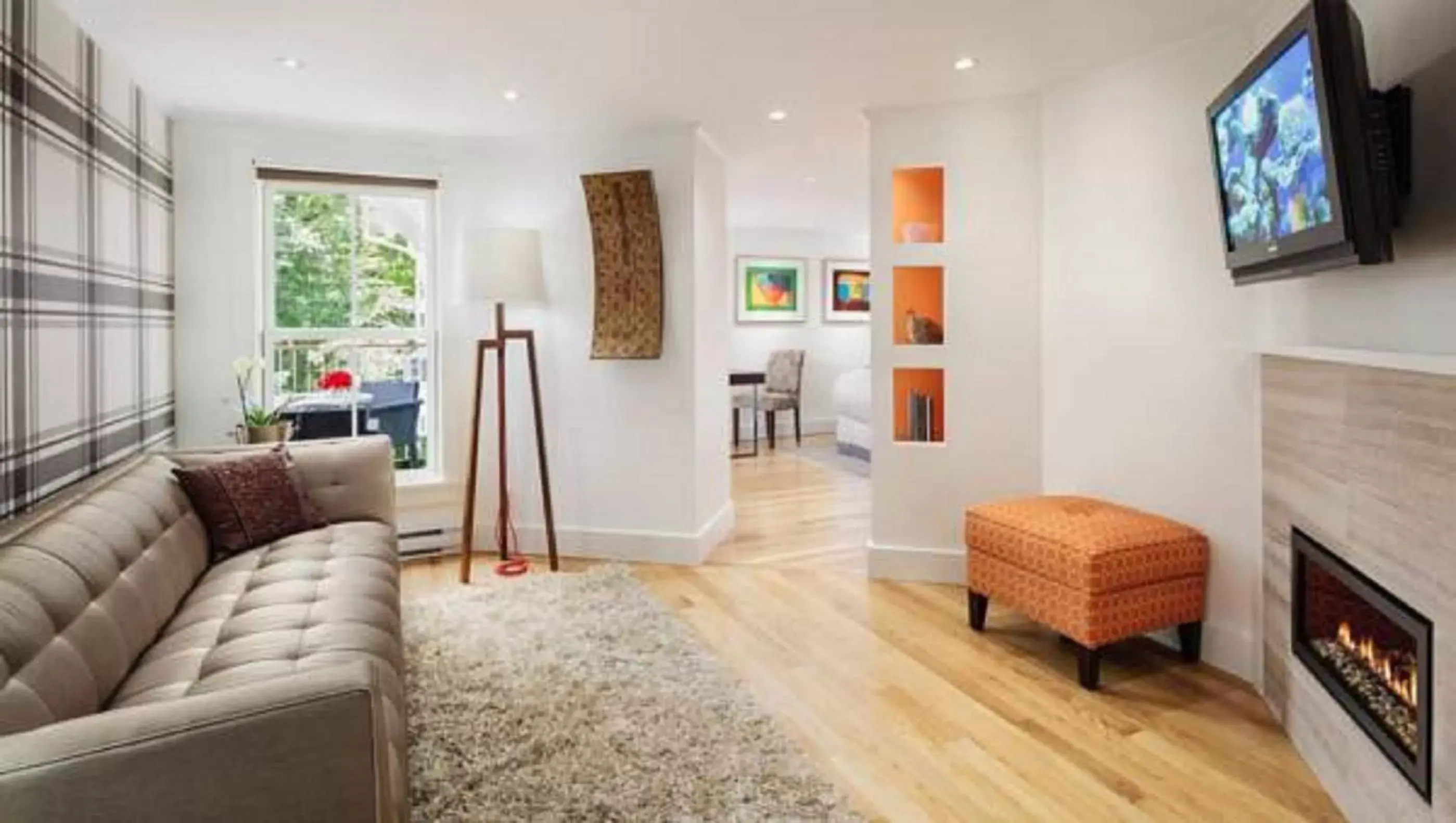 Suite with Spa Bath in Relais Chateaux Camden Harbour Inn Suite with Spa Bath in Relais Chateaux Camden Harbour Inn