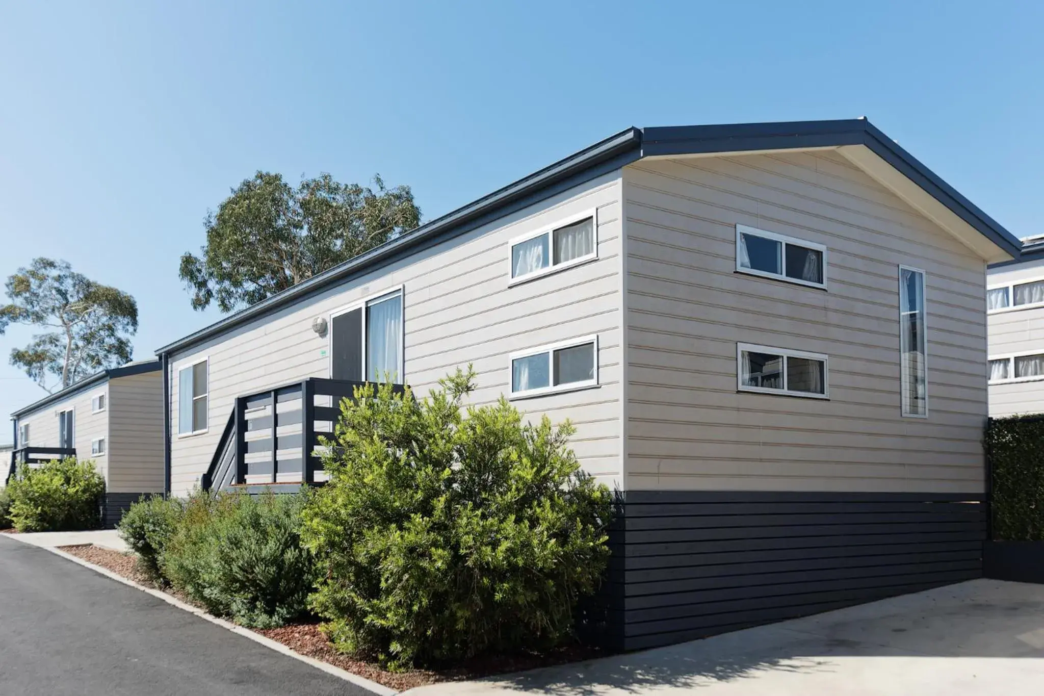 Property Building in Crestview Tourist Park