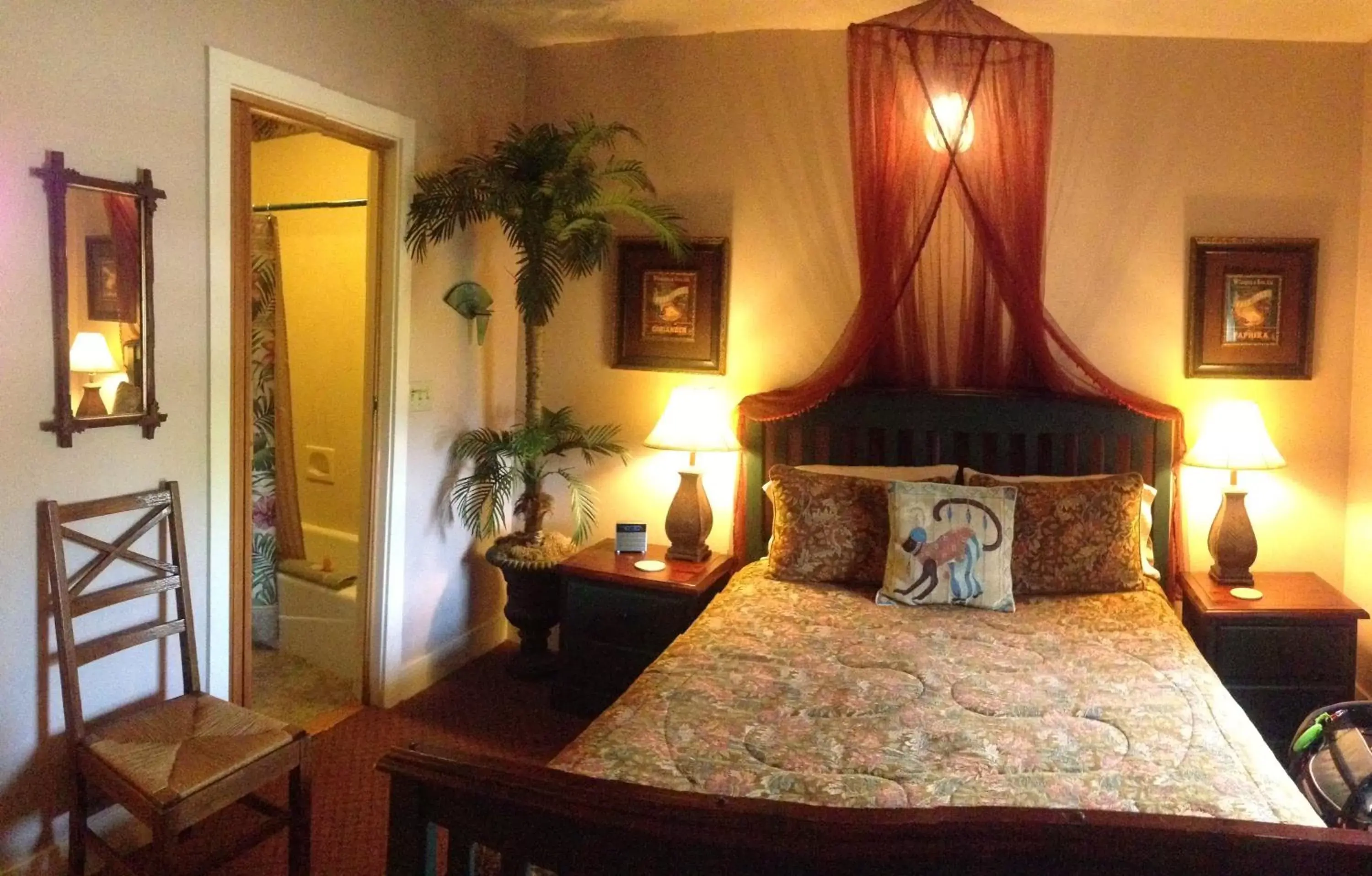 Bed in Arden Forest Inn Bed in Arden Forest Inn