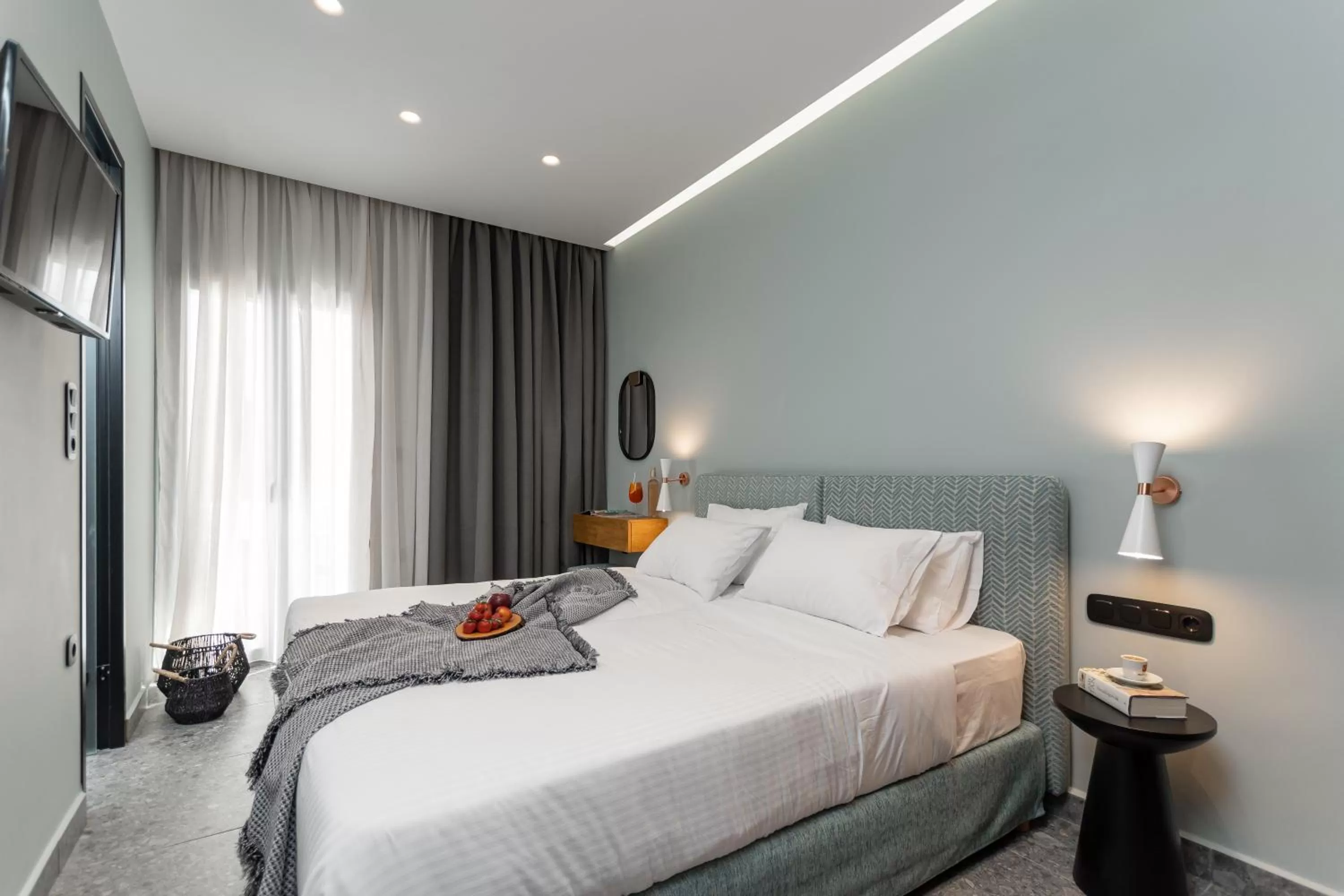 Photo of the whole room, Bed in Argo Boutique Hotel