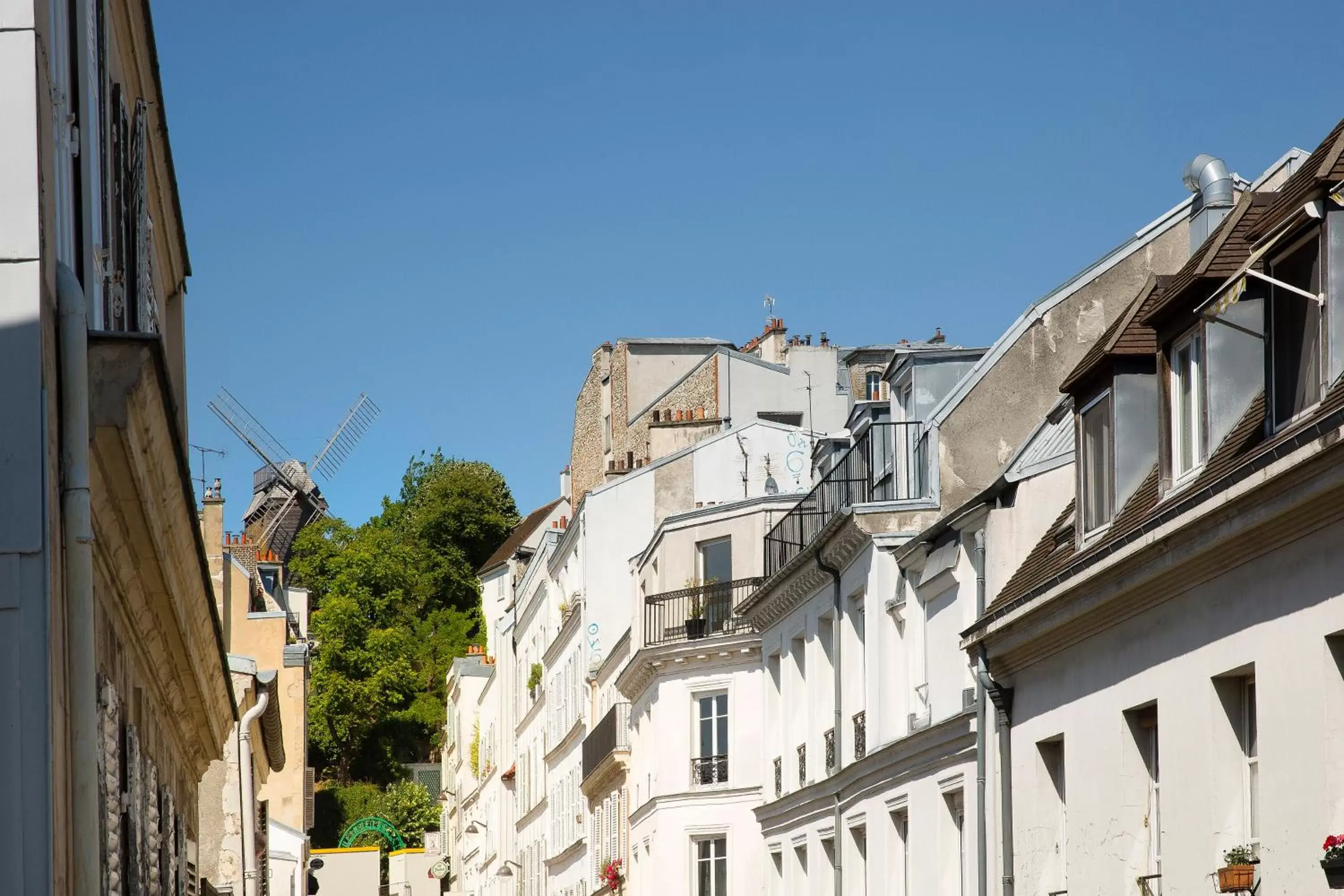 City view, Neighborhood in Hôtel des Arts Montmartre