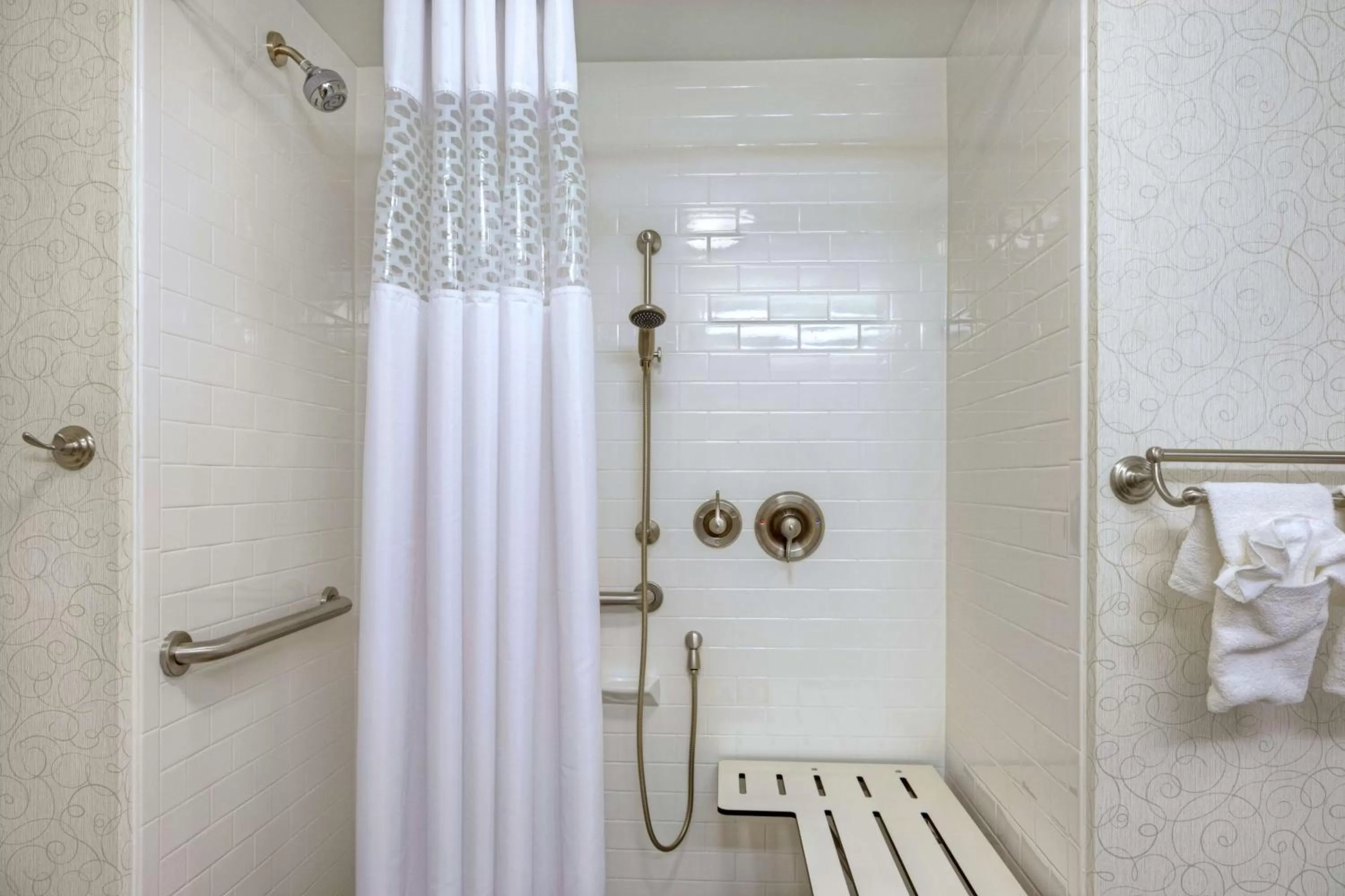 Bathroom in Hampton Inn Bar Harbor