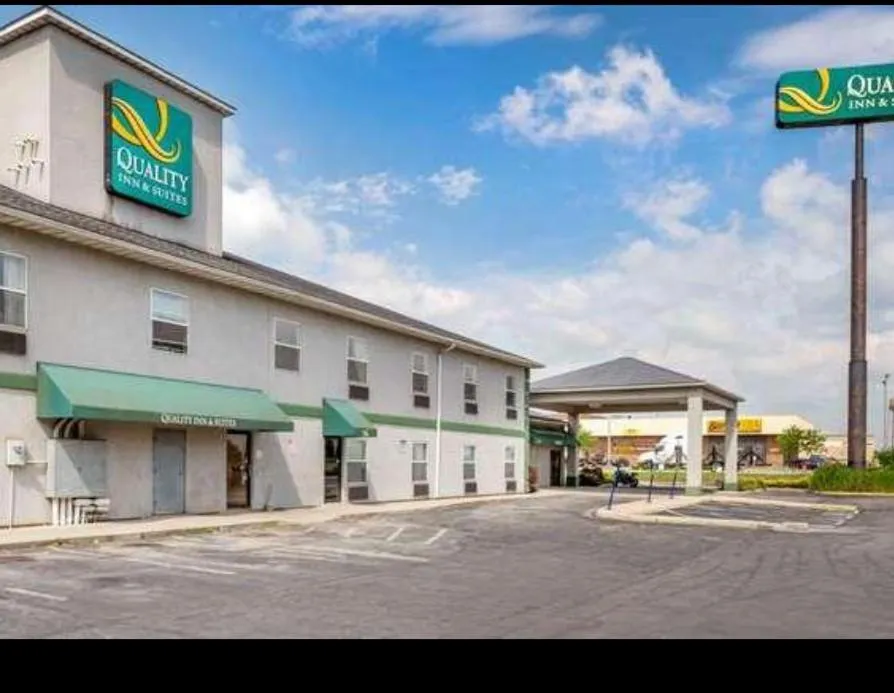 Quality Inn & Suites South Obetz