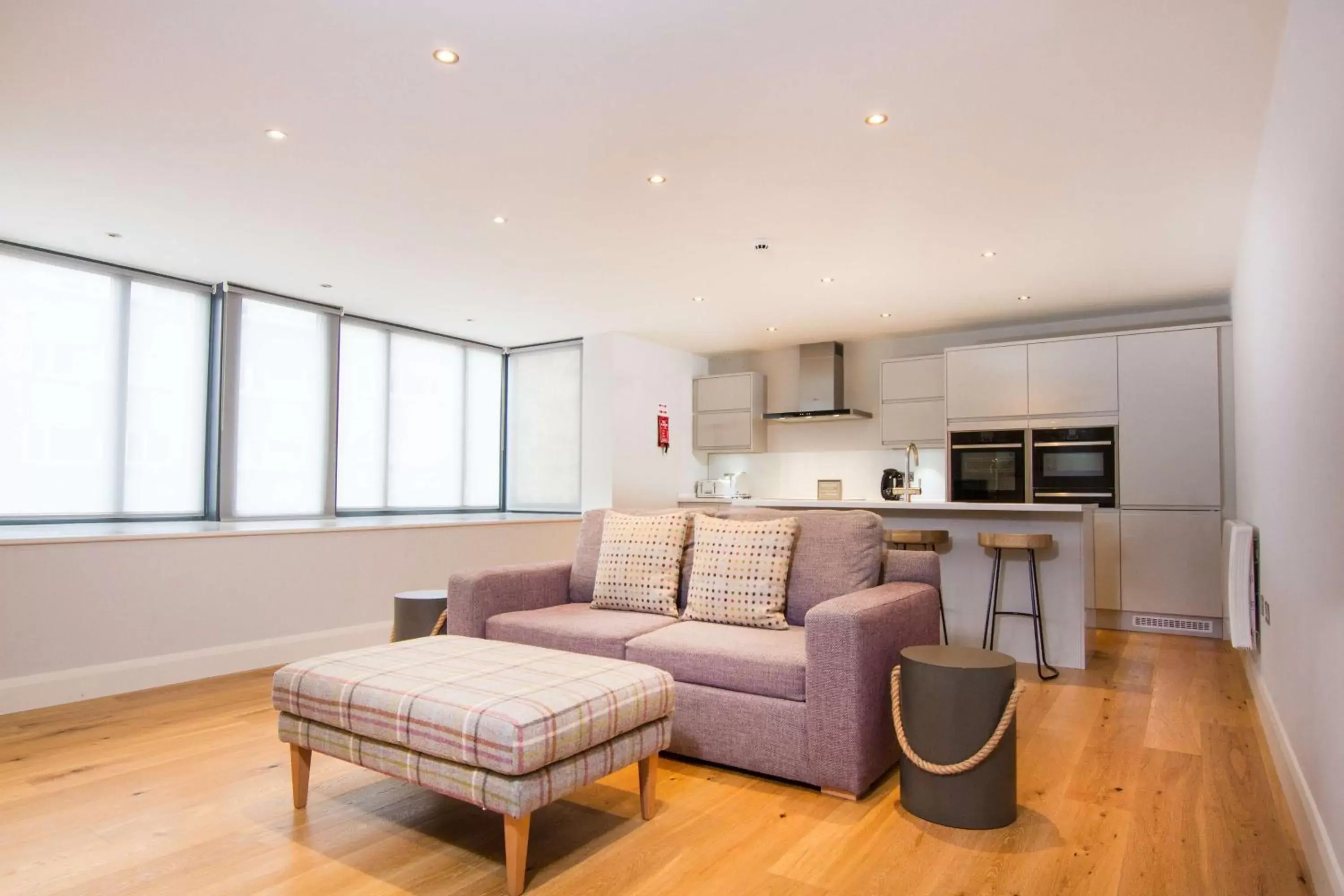 Photo of the whole room, Seating Area in White Hart Hotel, BW Premier Collection