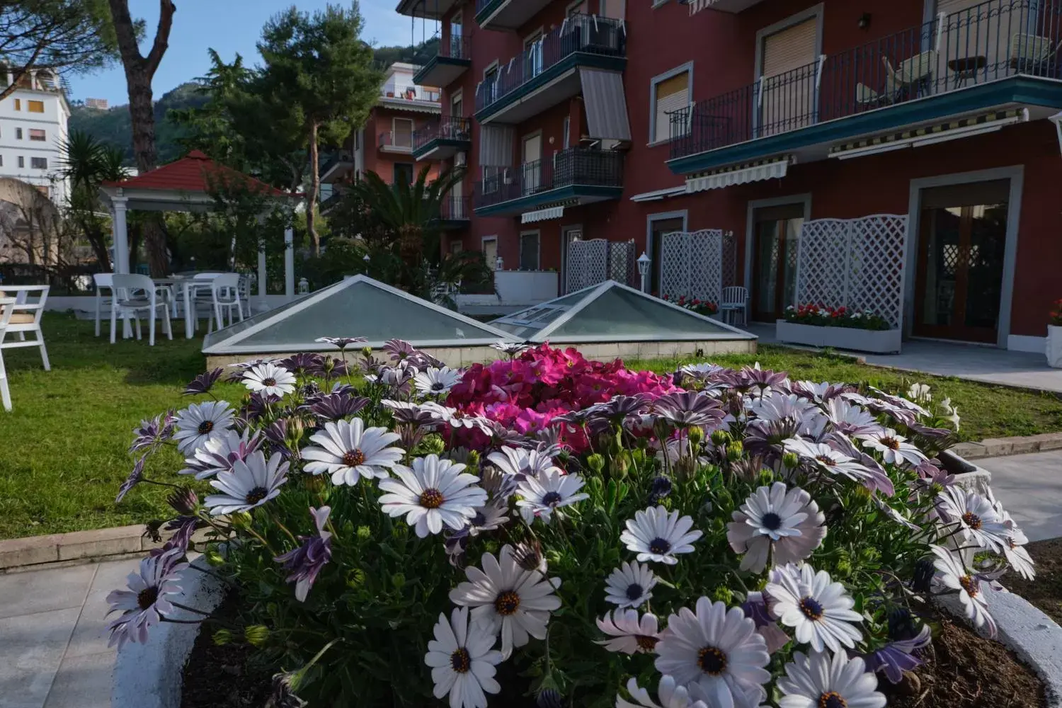 Garden, Property Building in Giardino Archeologico