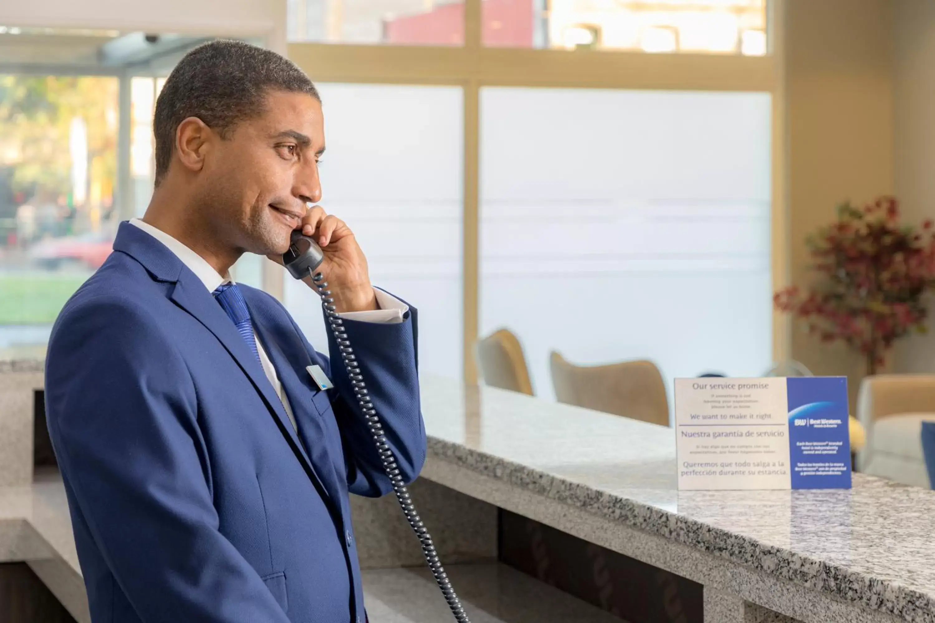 Staff in Best Western Estacion Central