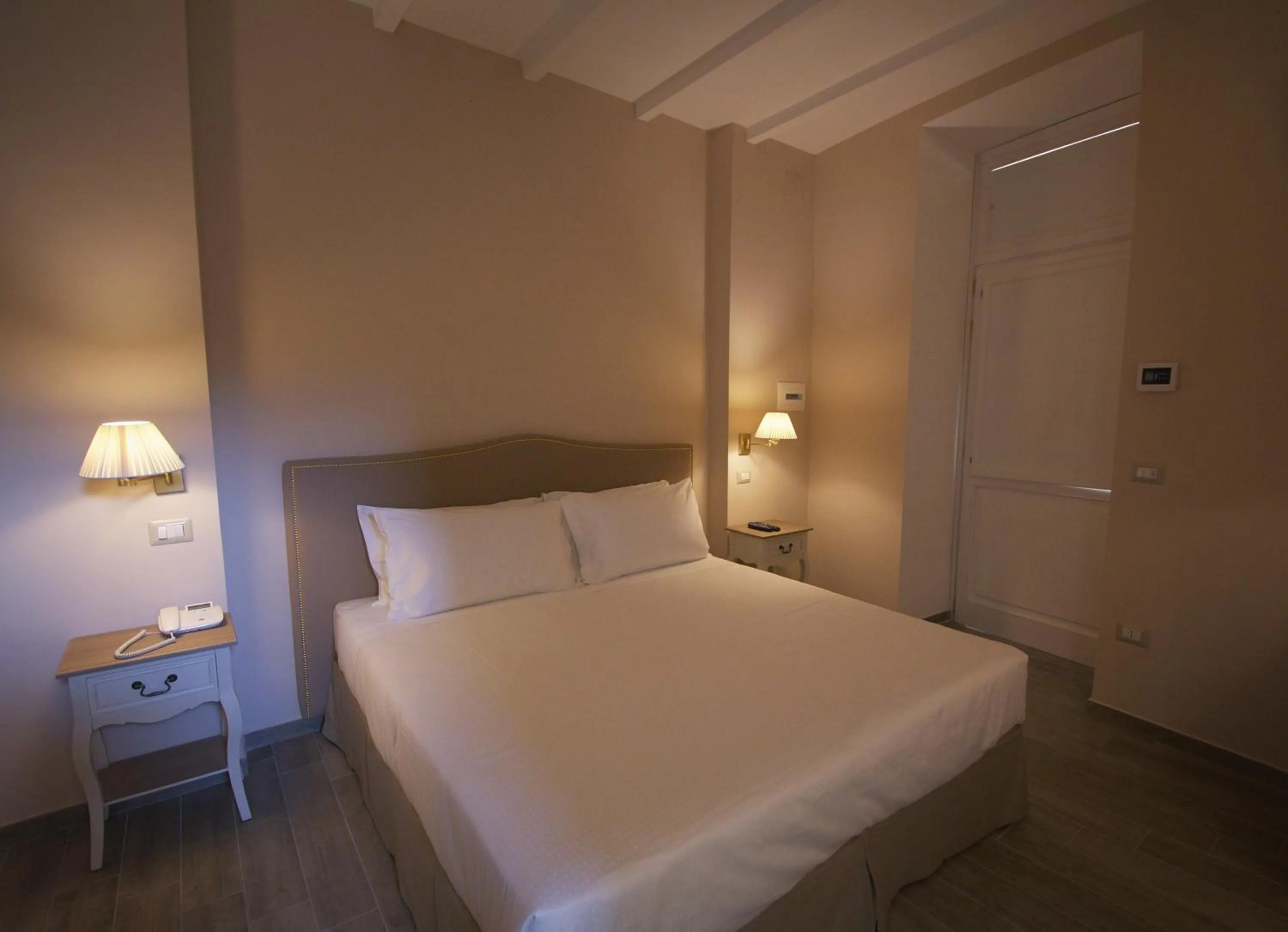 Bedroom, Bed in Cas'E Charming House