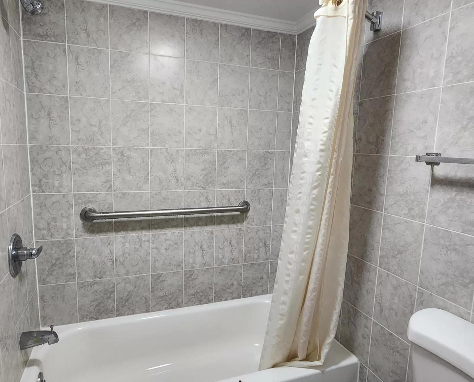 Bathroom in Days Inn by Wyndham Slidell