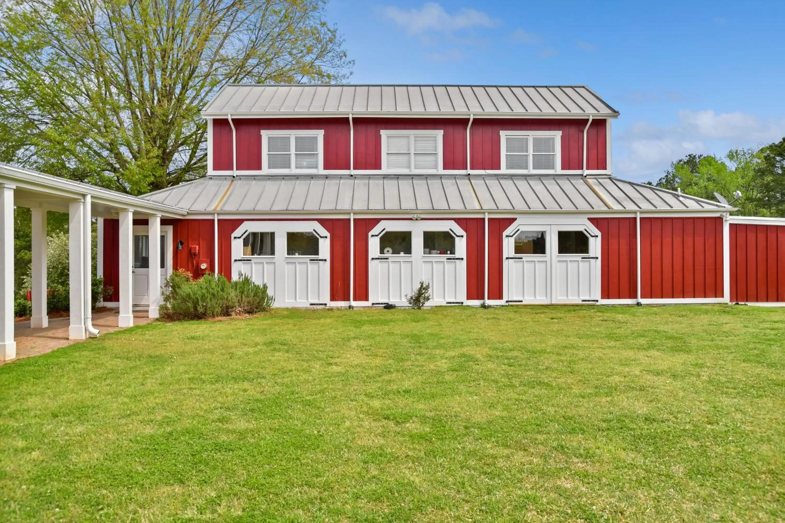 Property Building in The Farmhouse Inn