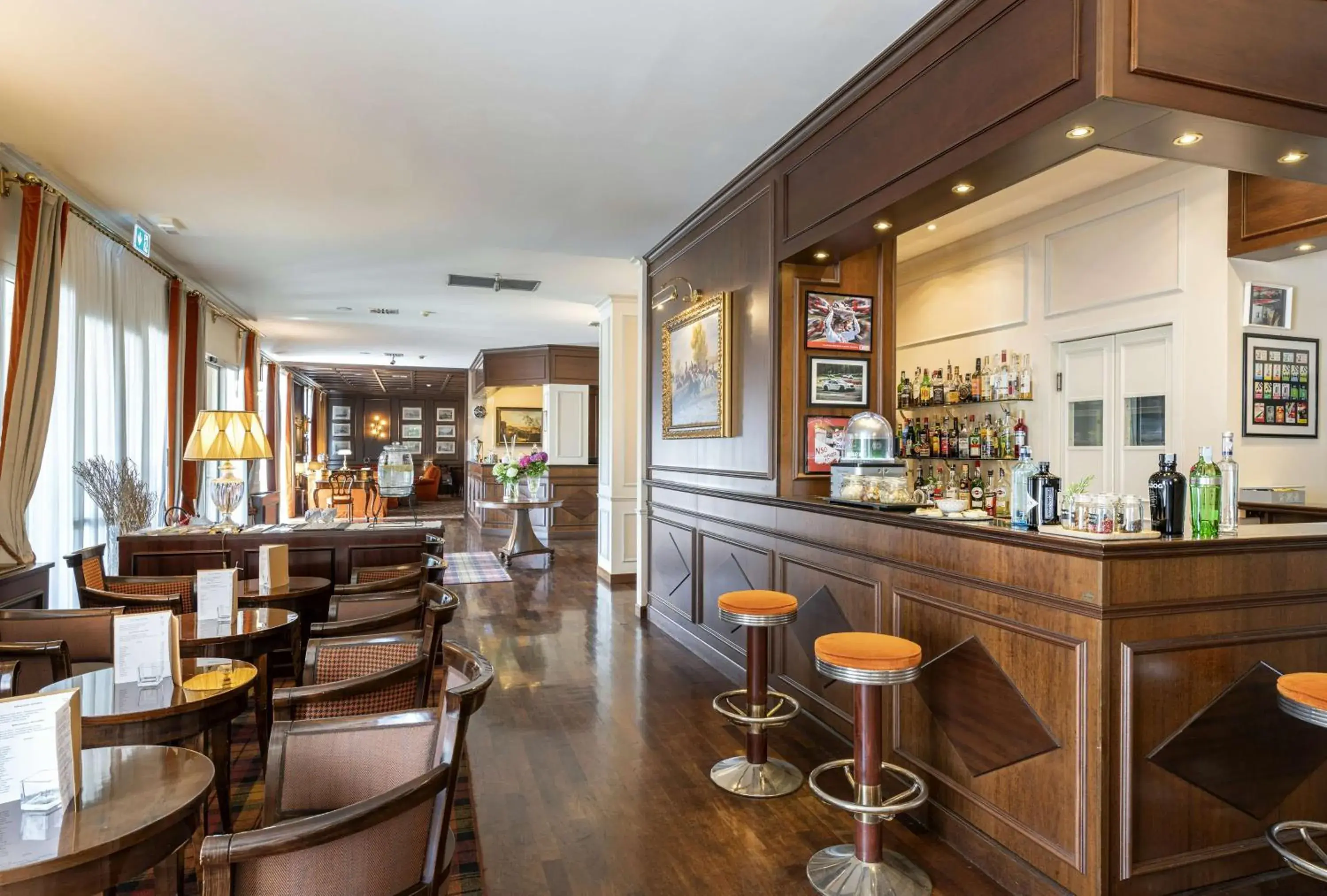 Lounge or bar, Lounge/Bar in The Regency Sure Hotel Collection by Best Western