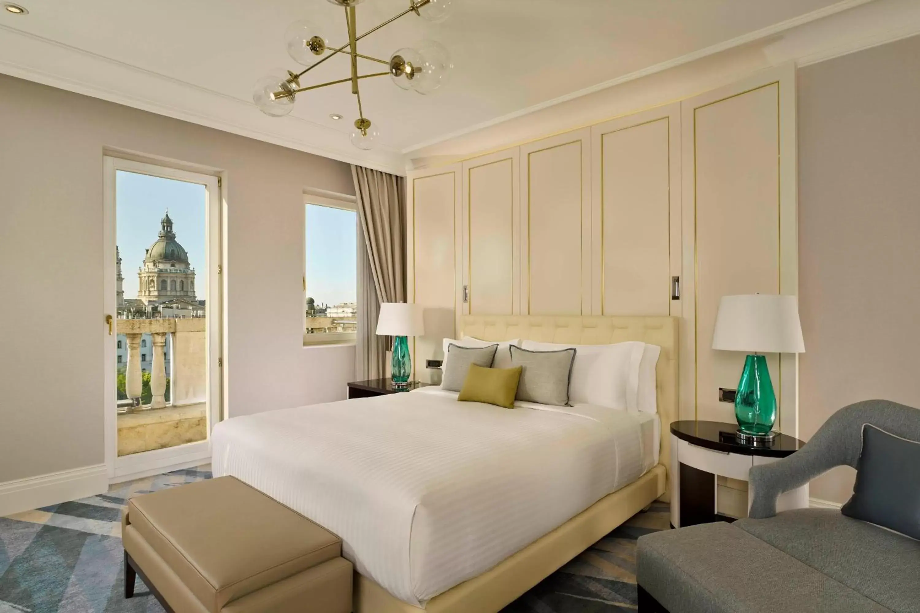 Bedroom, Bed in The Ritz-Carlton, Budapest