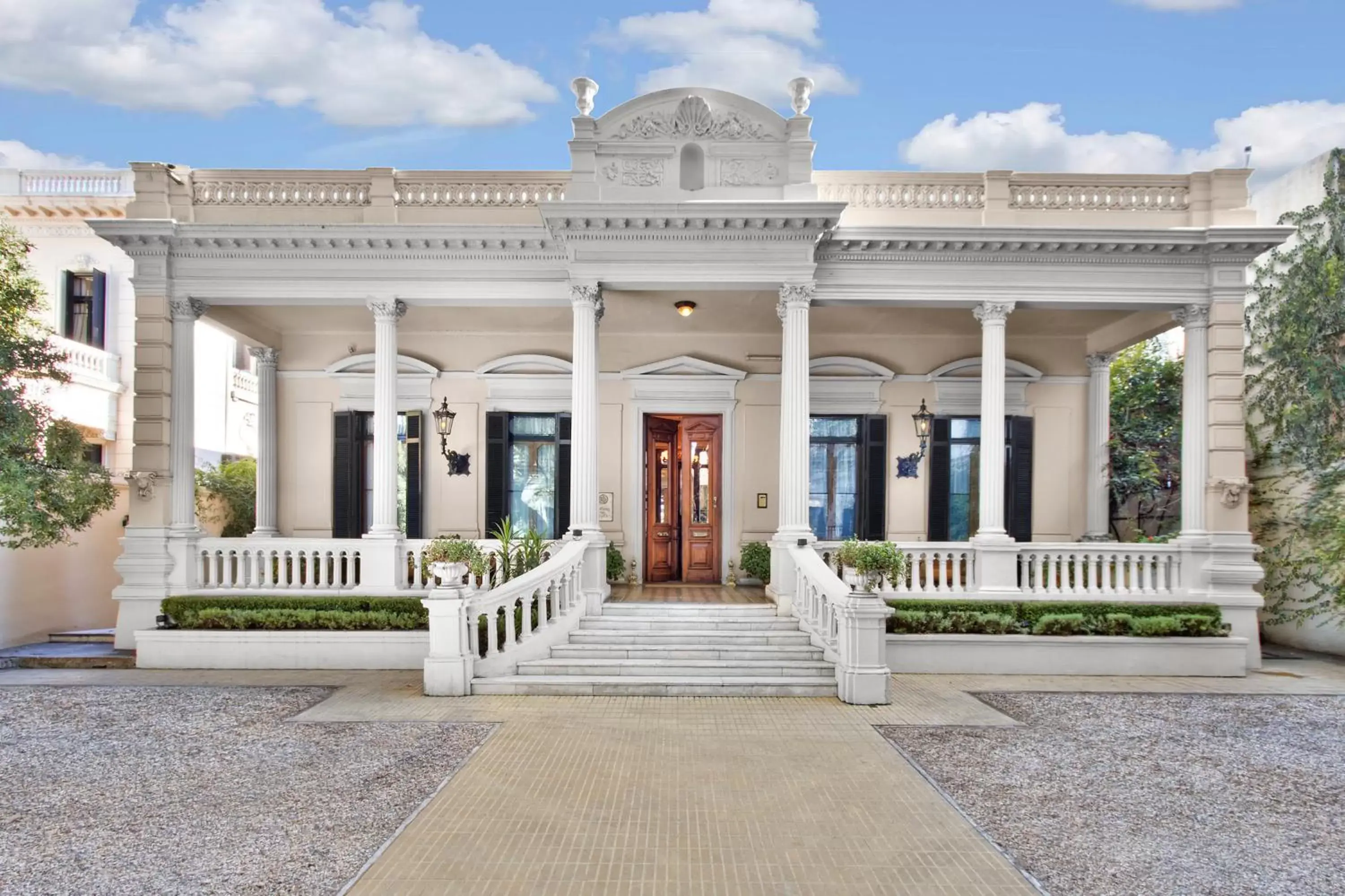 Facade/entrance in Hotel del Casco Facade/entrance in Hotel del Casco